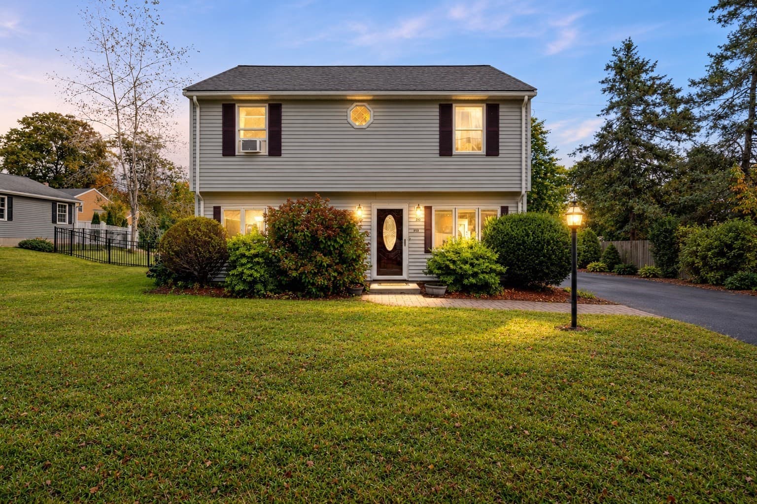20 Jeffrey Rd, Billerica MA 01821