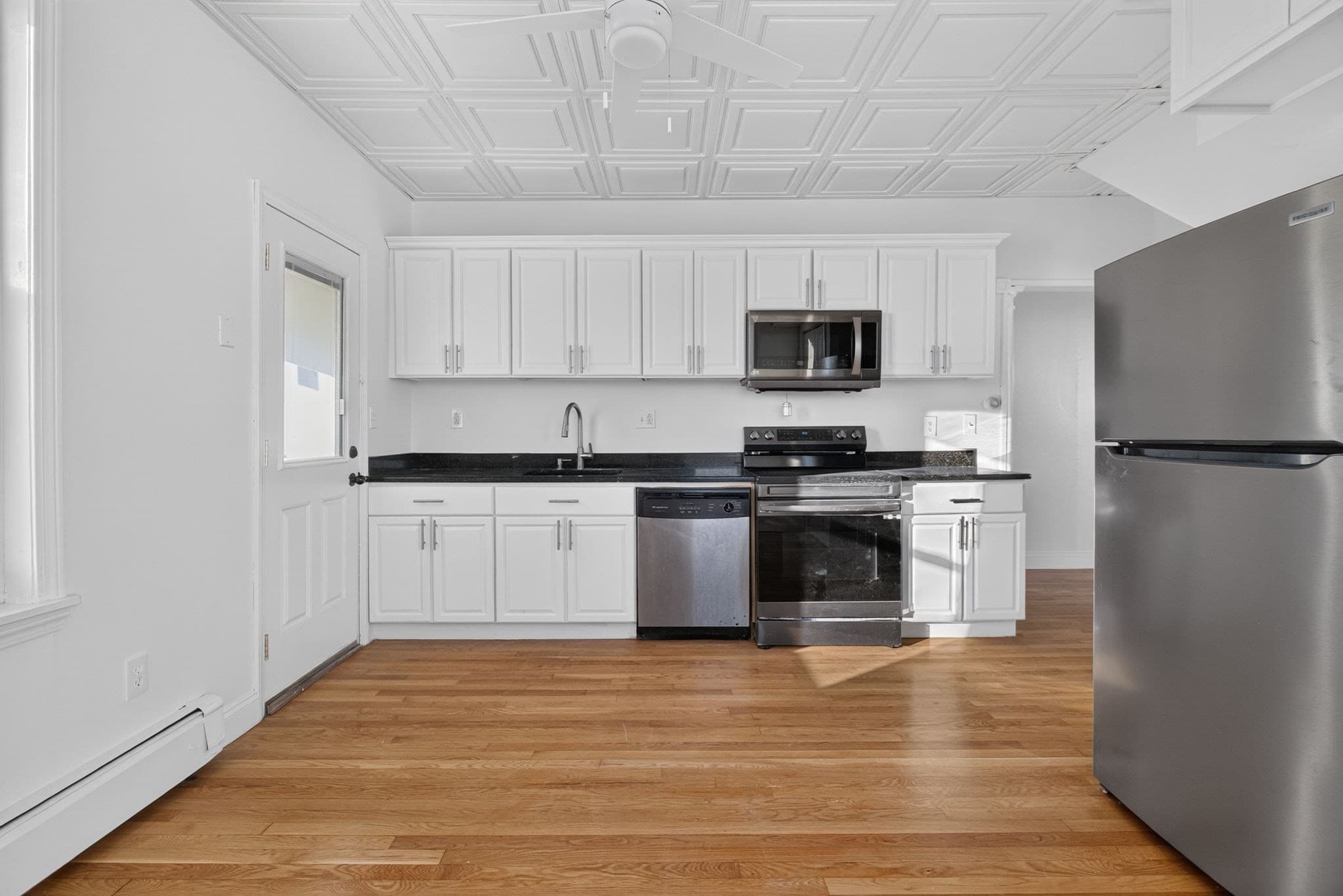 Condominium at 173-175 Shirley St # 6, Winthrop MA 02152, photo 6 of 21
