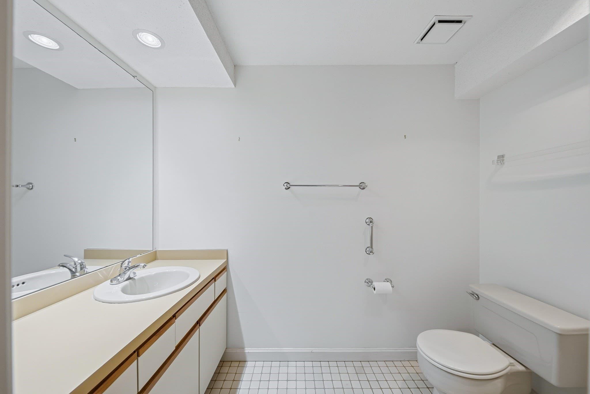 Condominium at 31 Shaw Farm Road # 31, Canton MA 02021, photo 19 of 40