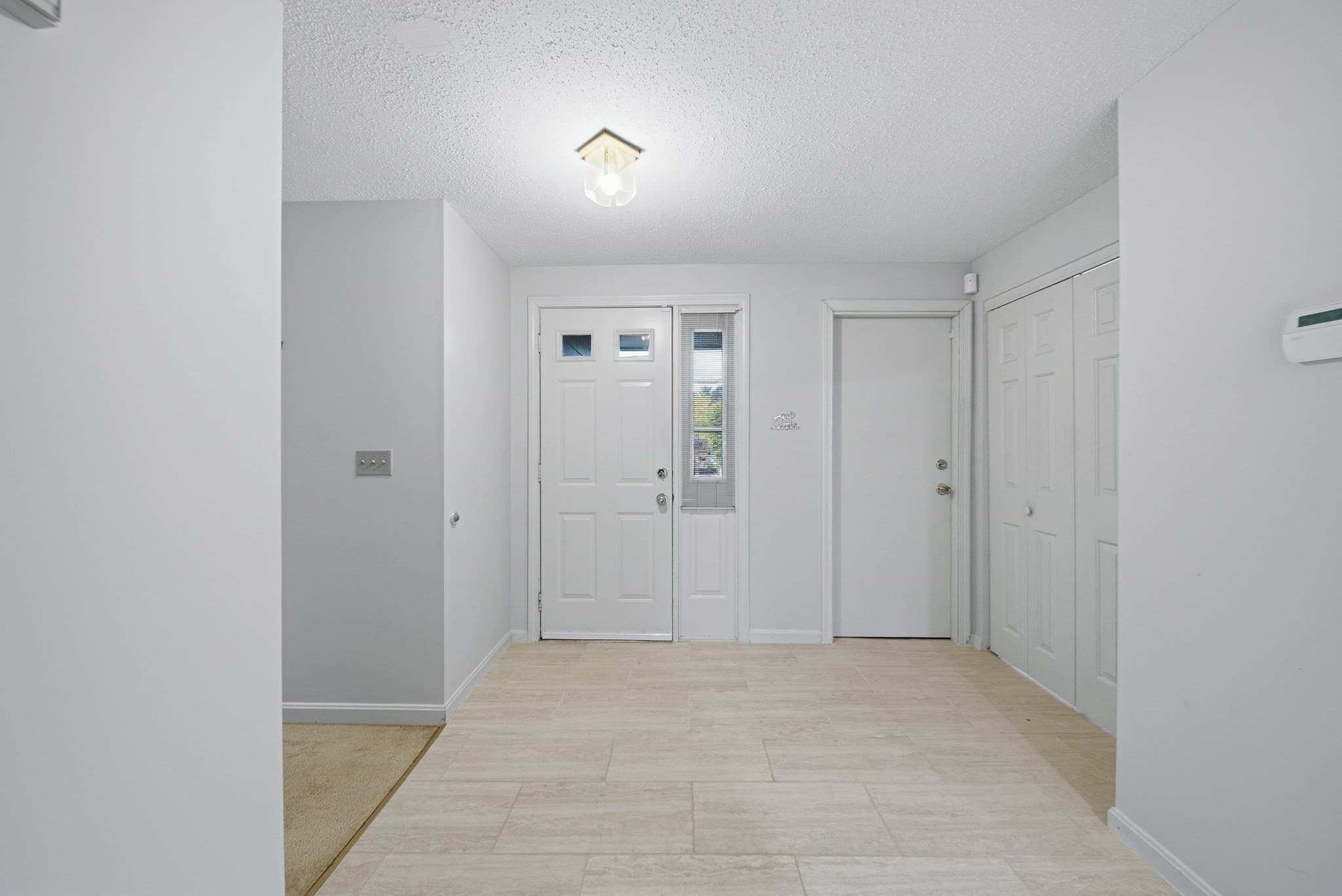 Condominium at 31 Shaw Farm Road # 31, Canton MA 02021, photo 4 of 40