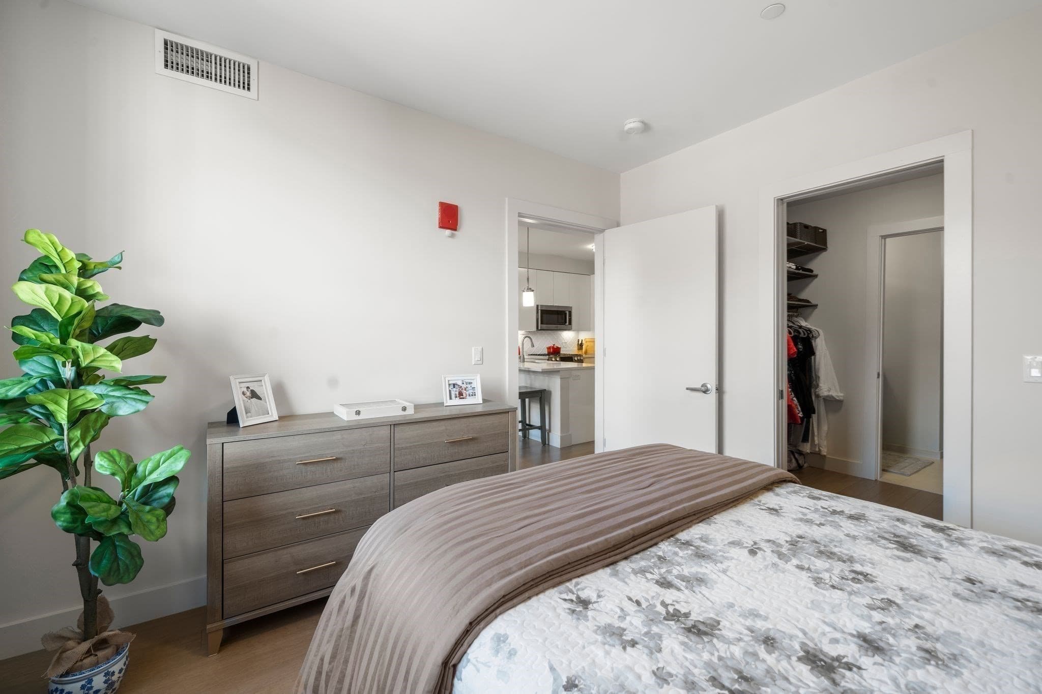 Condominium at 121 Portland St # 603, Boston MA 02114, photo 7 of 25