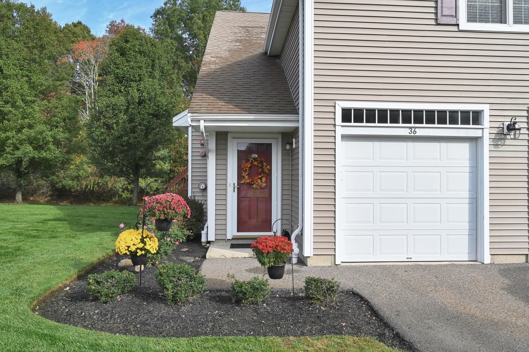 Condominium at 902 Main St # 36, Hanson MA 02341, photo 2 of 35