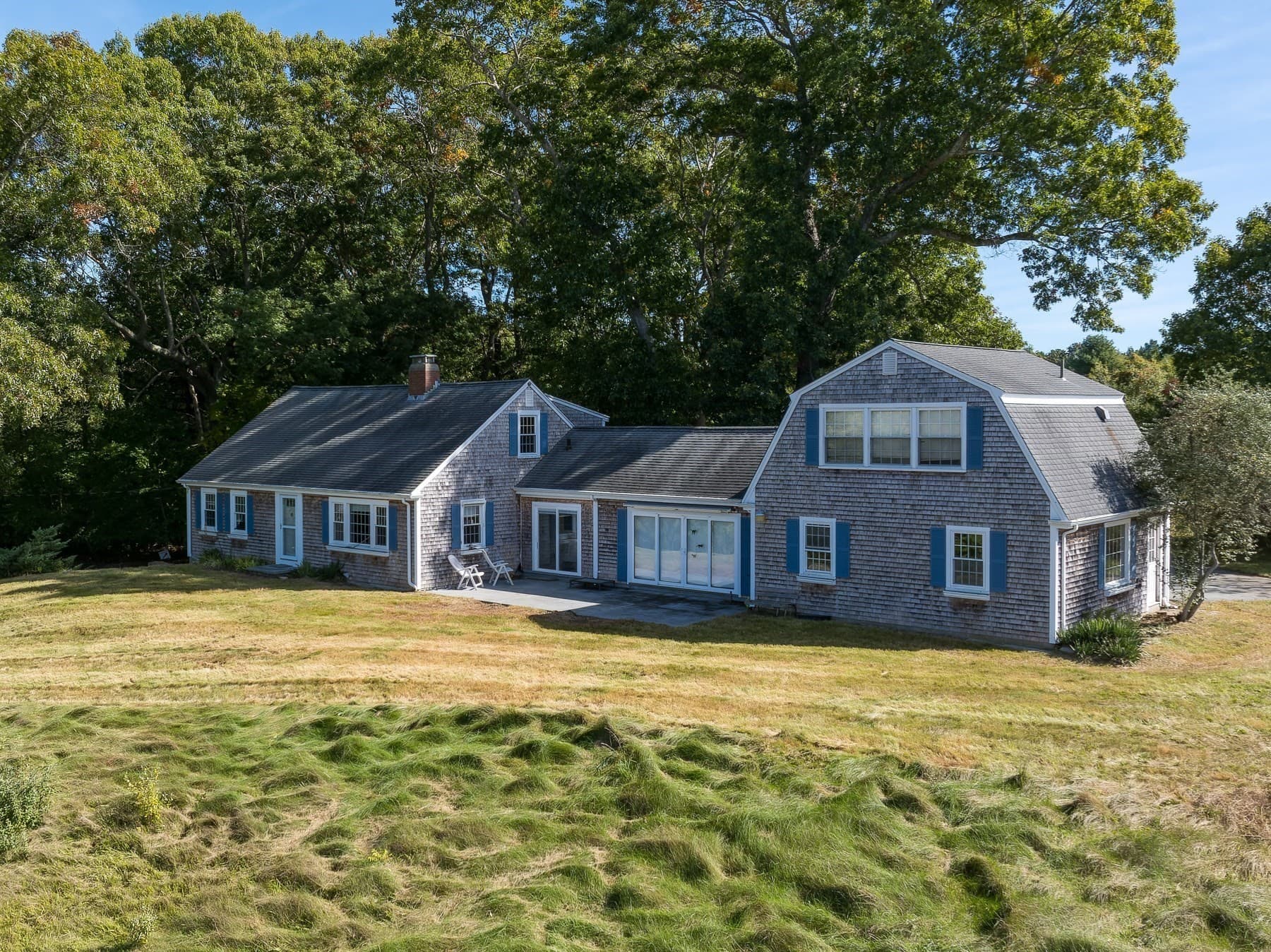 28 Lake St, Acushnet MA 02743