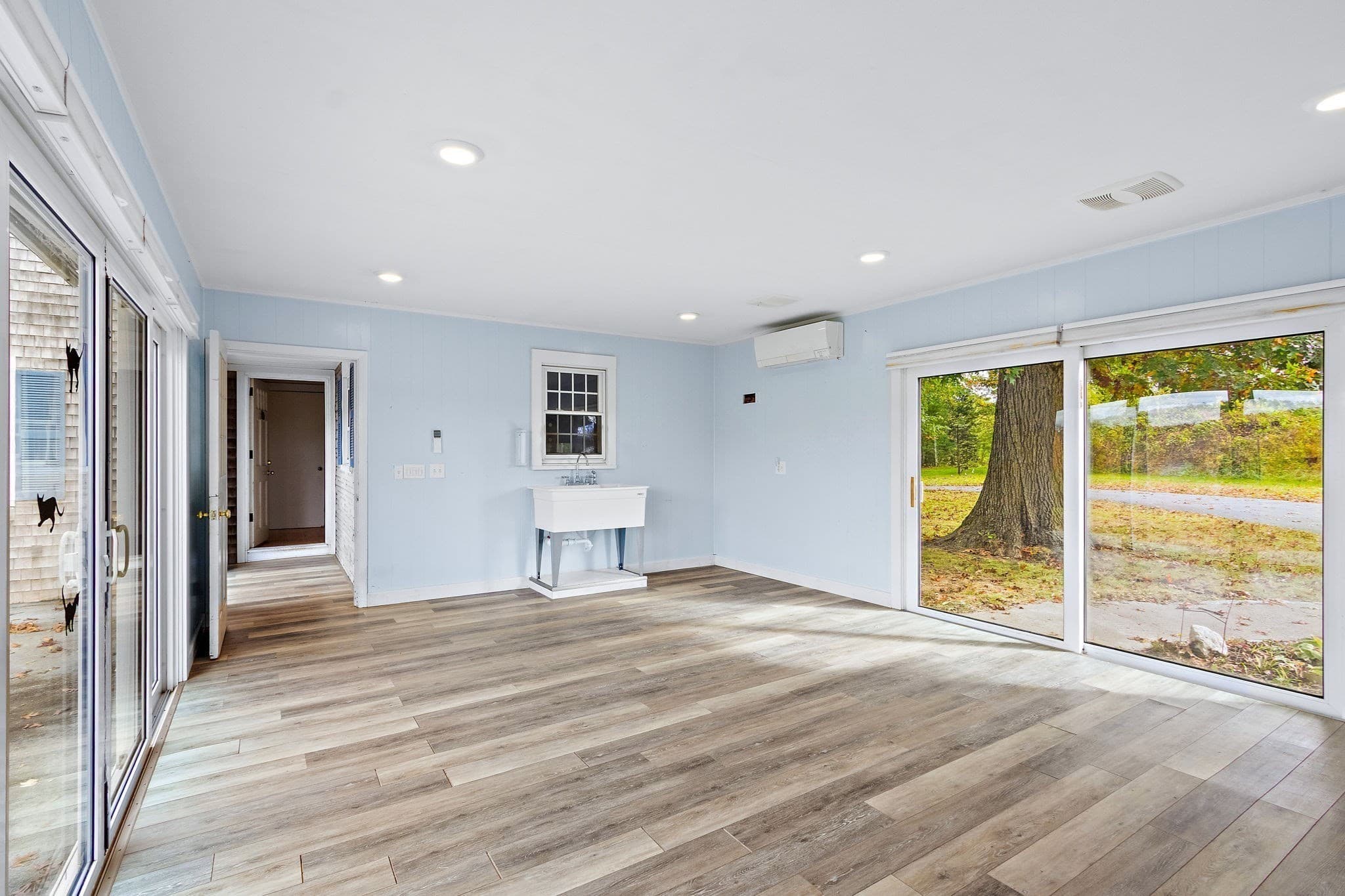 Multi Family at 28 Lake St, Acushnet MA 02743, photo 14 of 41