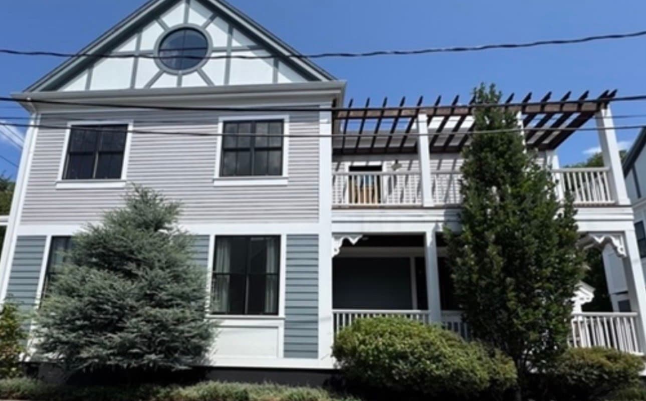 17 Porter St, Somerville MA 02143