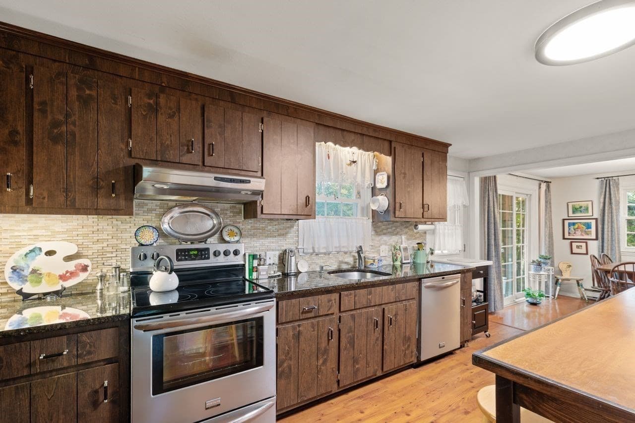 Single Family Residence at 326 Highland St, Stoughton MA 02072, photo 23 of 35