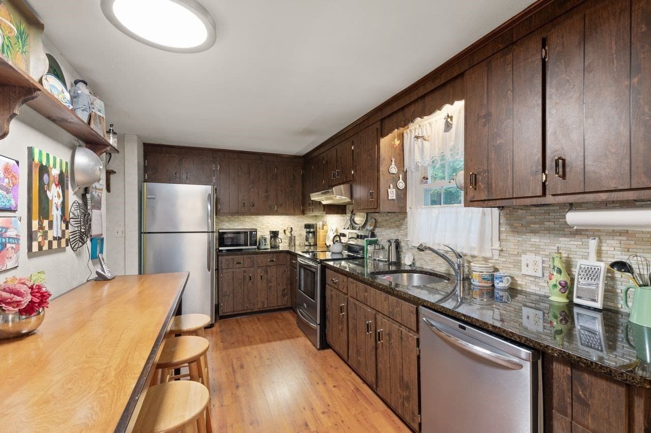 Single Family Residence at 326 Highland St, Stoughton MA 02072, photo 20 of 35