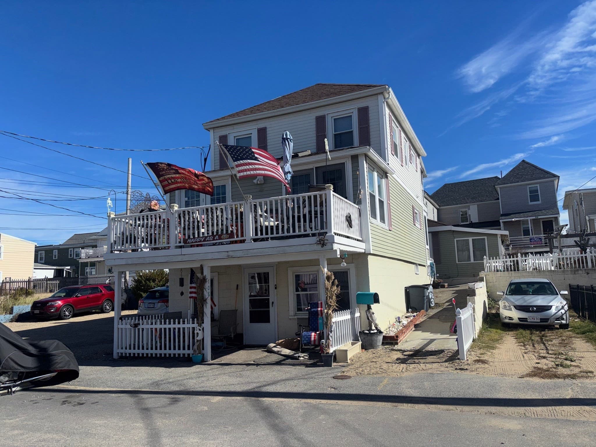 3 Family - 3 Units Up/Down at 108 Central Ave, Salisbury MA 01952, photo 3 of 15