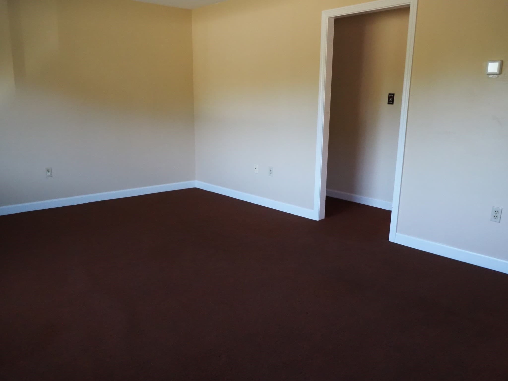 Condominium at 109 Stephens St. # 109, Chicopee MA 01022, photo 5 of 13
