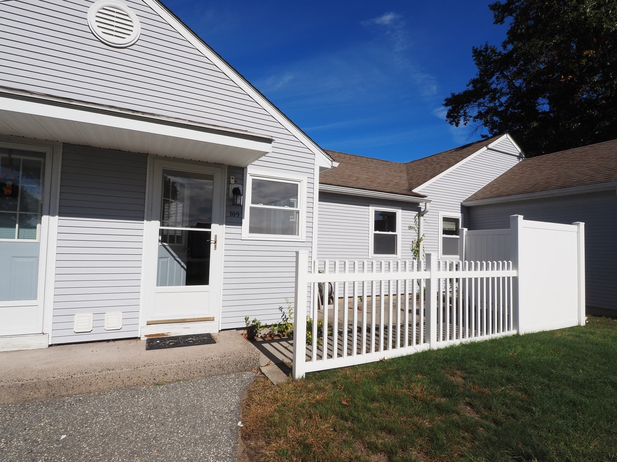 Condominium at 109 Stephens St. # 109, Chicopee MA 01022, photo 9 of 13