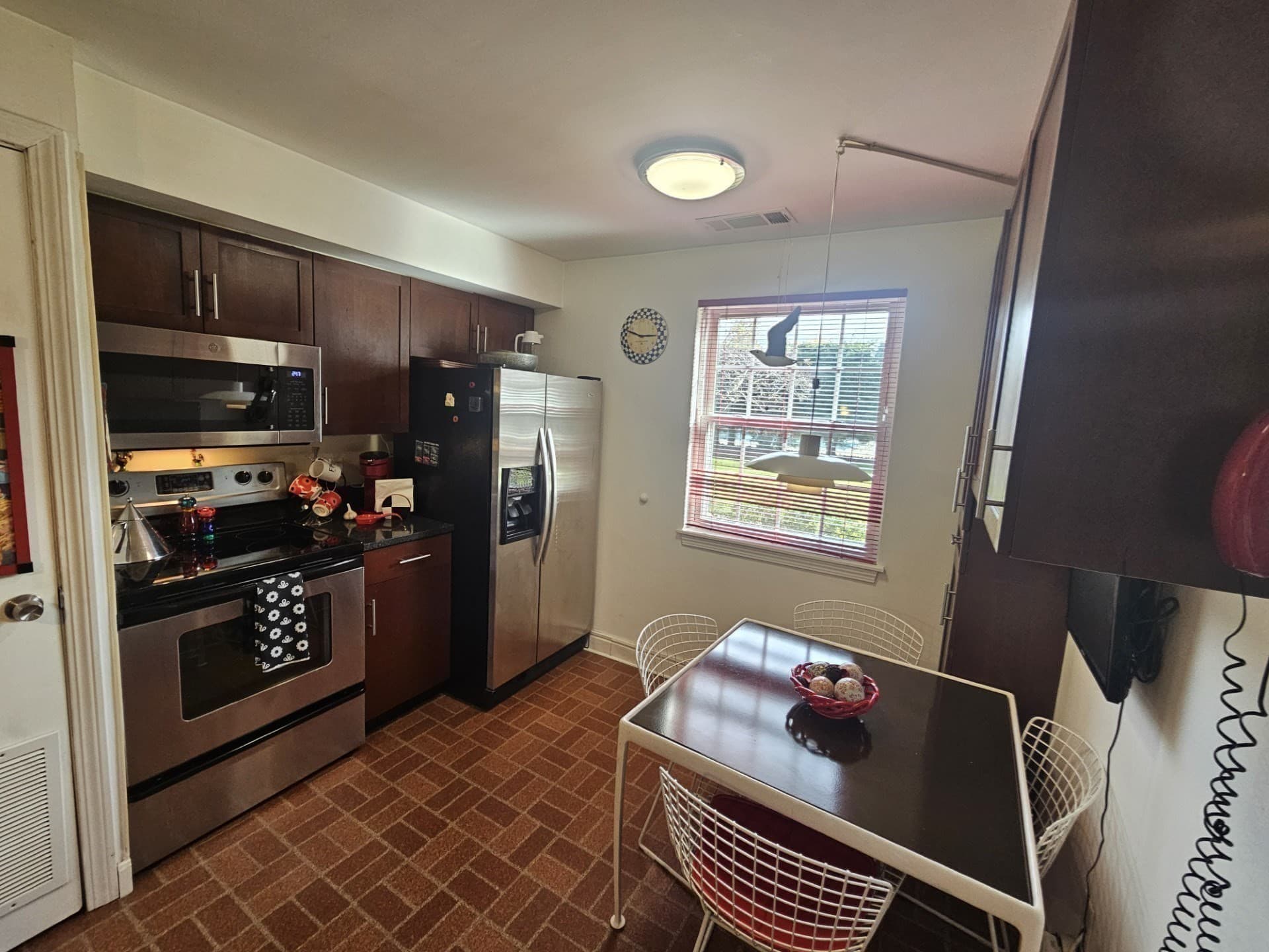 Condominium at 1108 Windsor Dr # 1108, Framingham MA 01701, photo 19 of 40