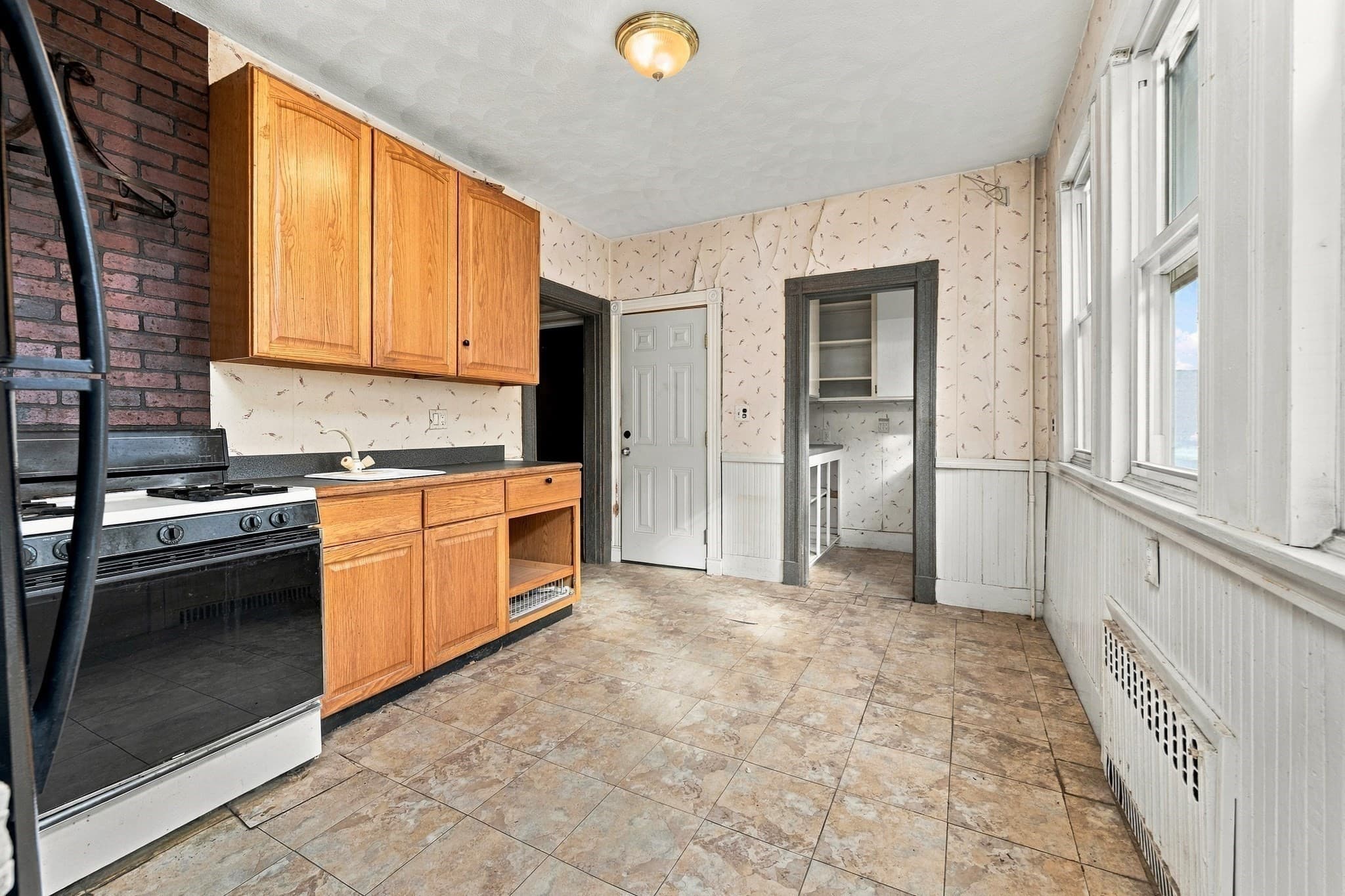 Multi Family at 52 Watts St, Chelsea MA 02150, photo 7 of 42