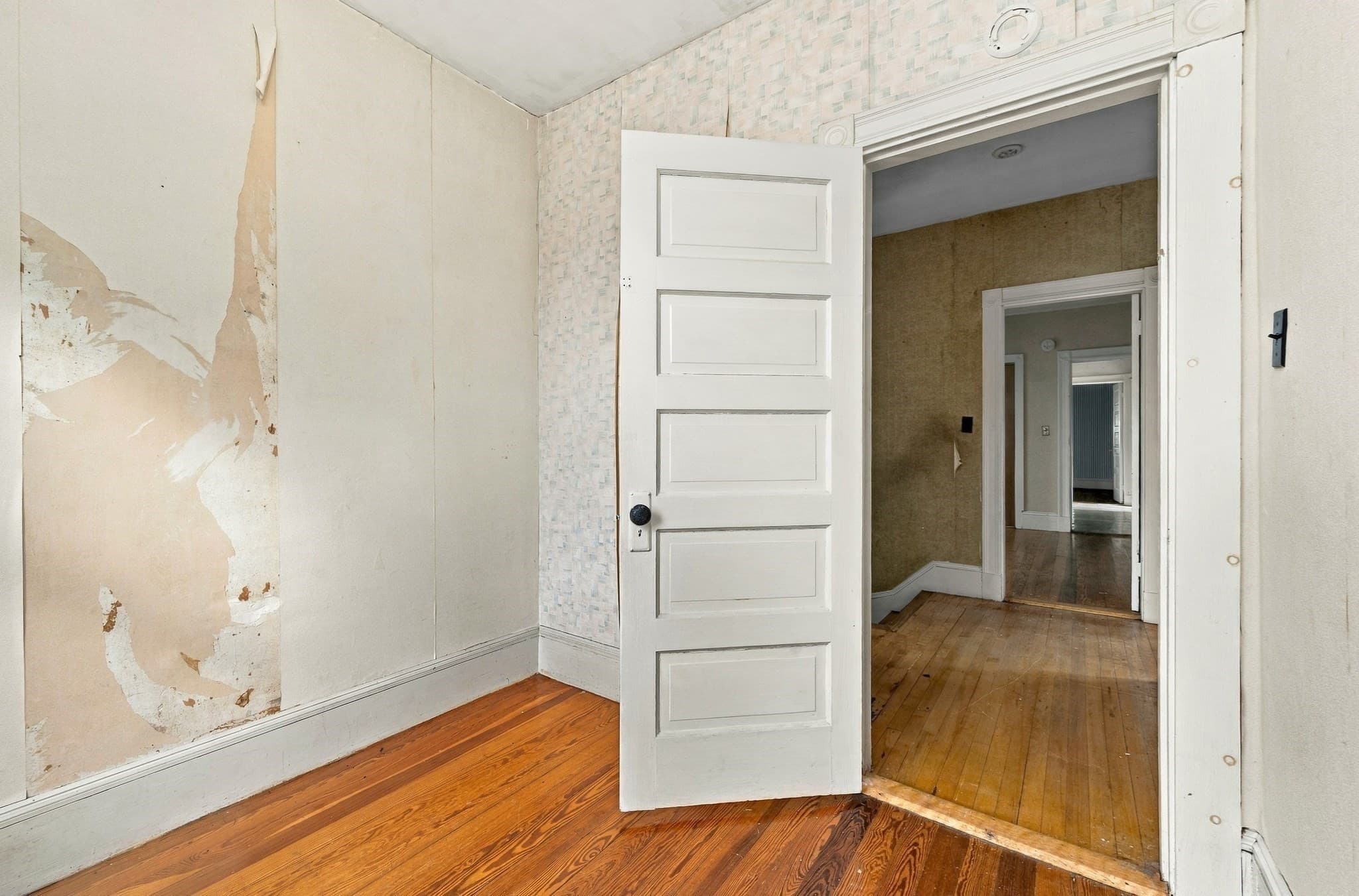 Multi Family at 52 Watts St, Chelsea MA 02150, photo 19 of 42