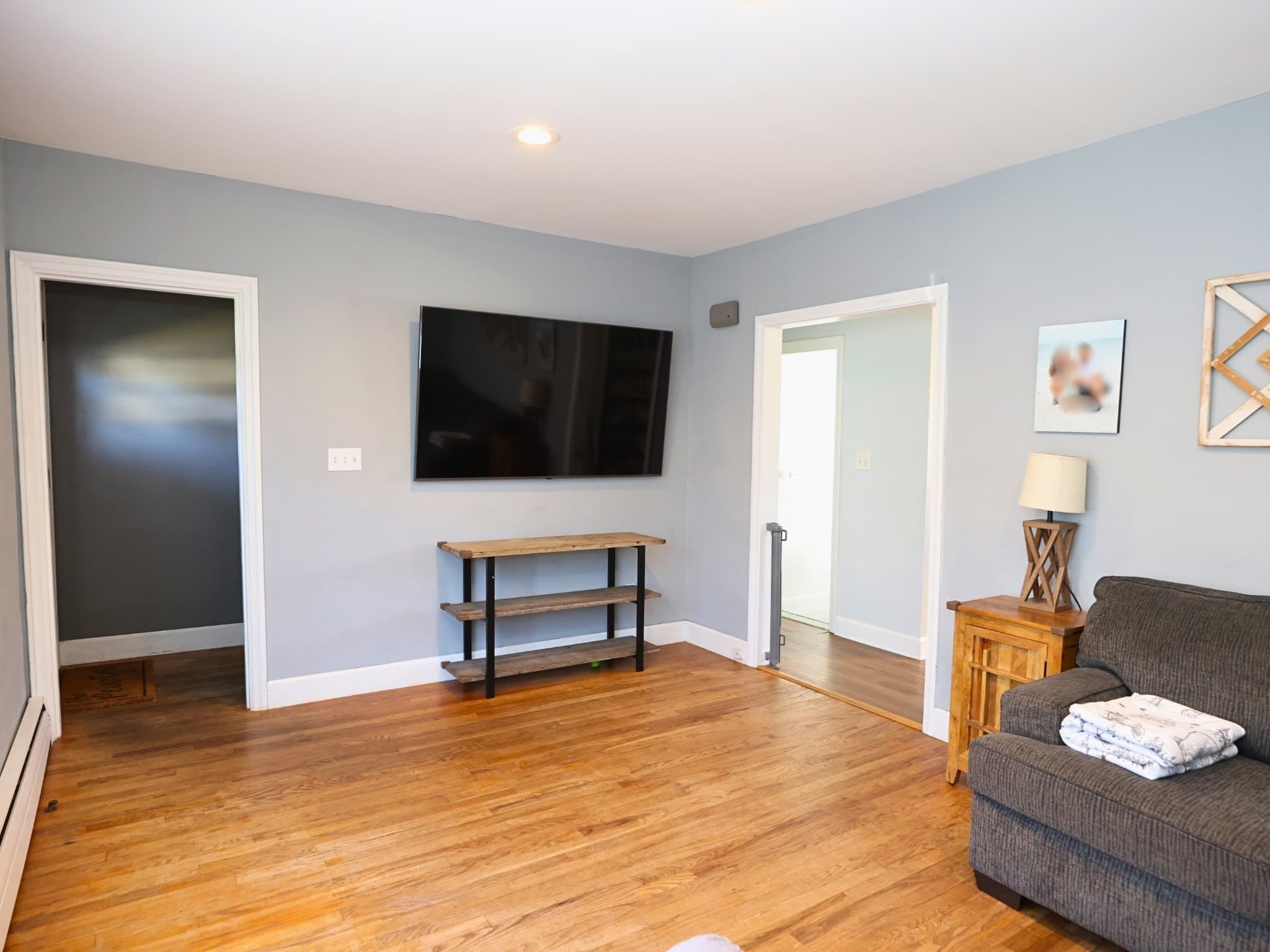 Single Family Residence at 147 Dellawanda Rd, Swansea MA 02777, photo 7 of 20