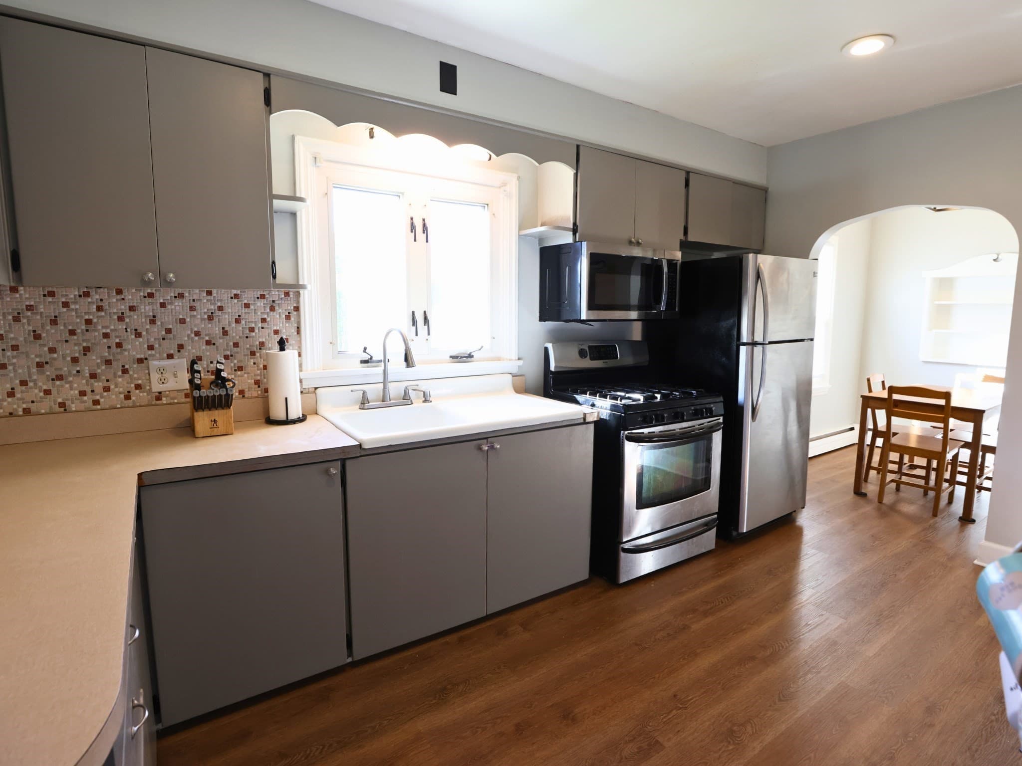 Single Family Residence at 147 Dellawanda Rd, Swansea MA 02777, photo 3 of 20