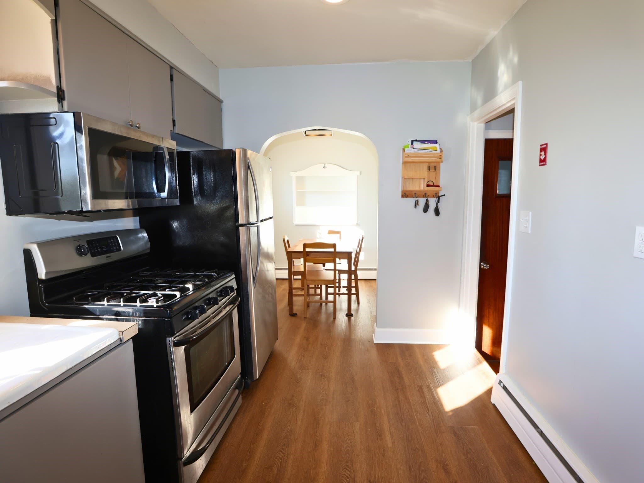 Single Family Residence at 147 Dellawanda Rd, Swansea MA 02777, photo 5 of 20
