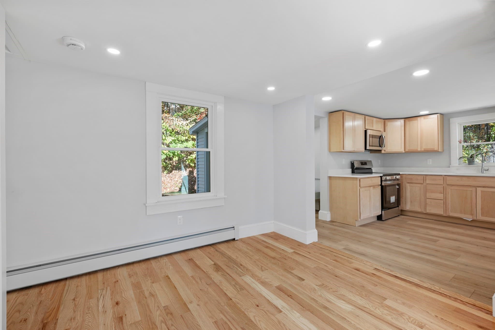 Single Family Residence at 78 Pleasant St., Grafton MA 01519, photo 6 of 31