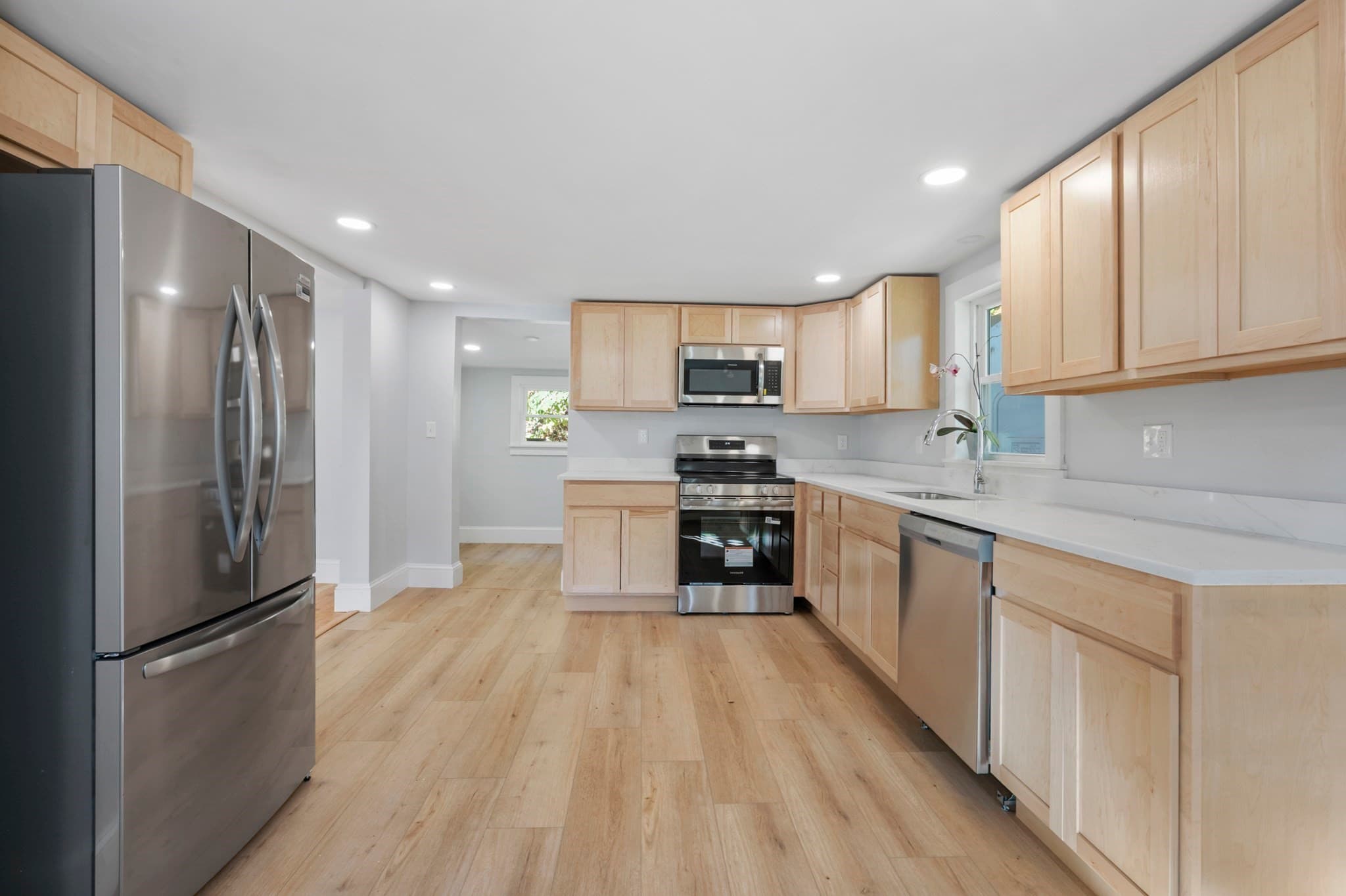 Single Family Residence at 78 Pleasant St., Grafton MA 01519, photo 10 of 31