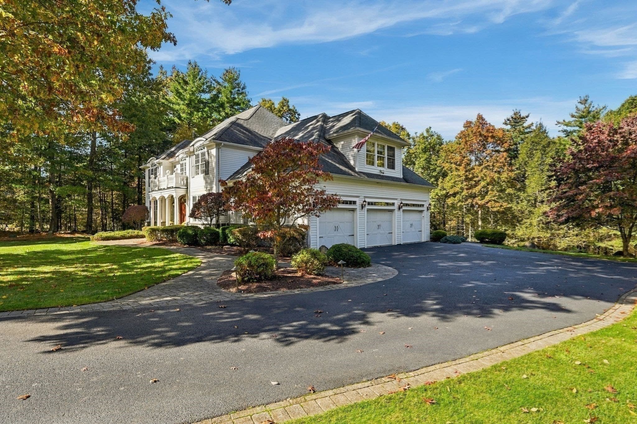 Single Family Residence at 16 Falcon Heights, Wilbraham MA 01095, photo 4 of 39