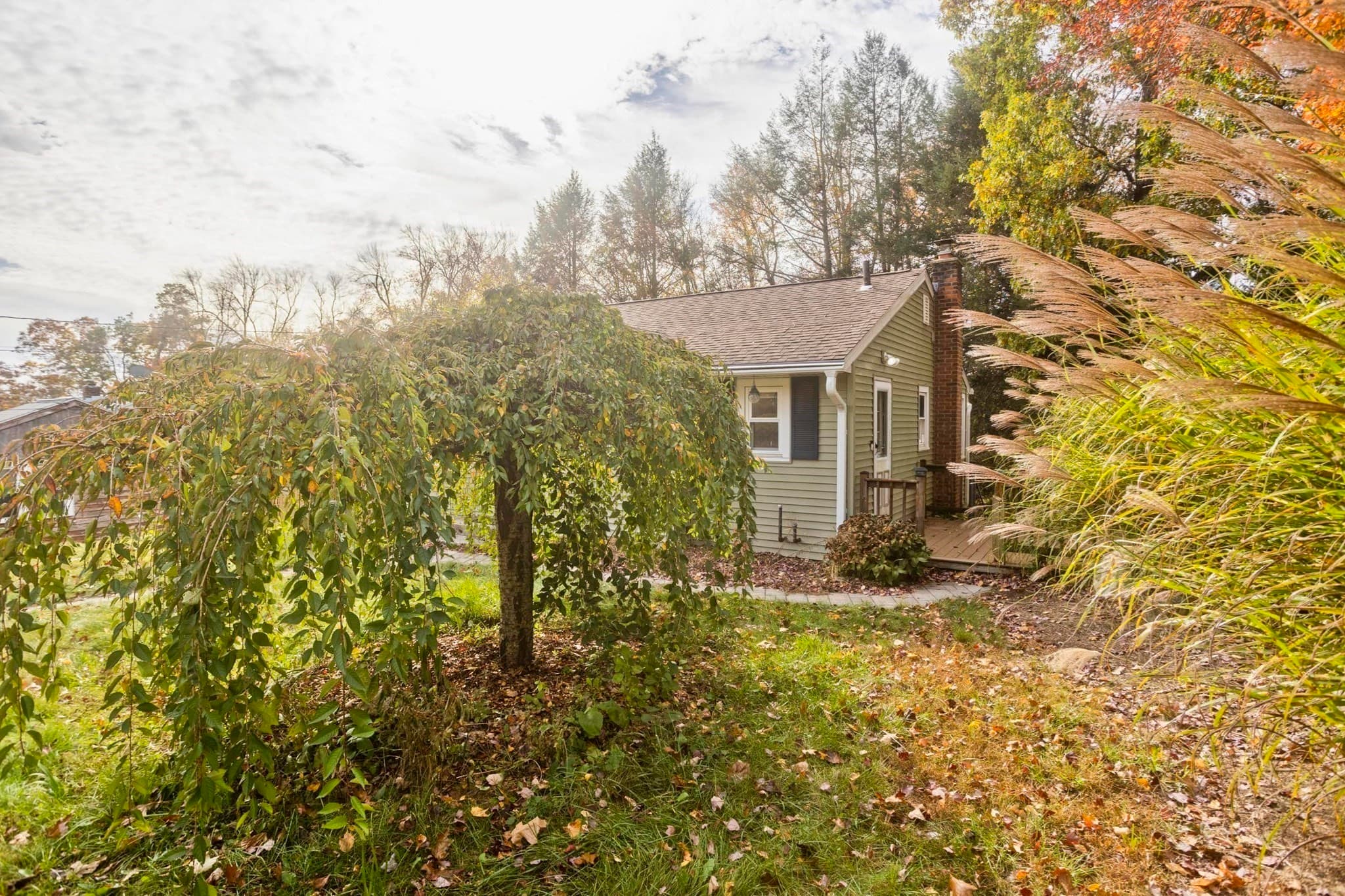 Single Family Residence at 34 Geraldine St, Palmer MA 01069, photo 4 of 38