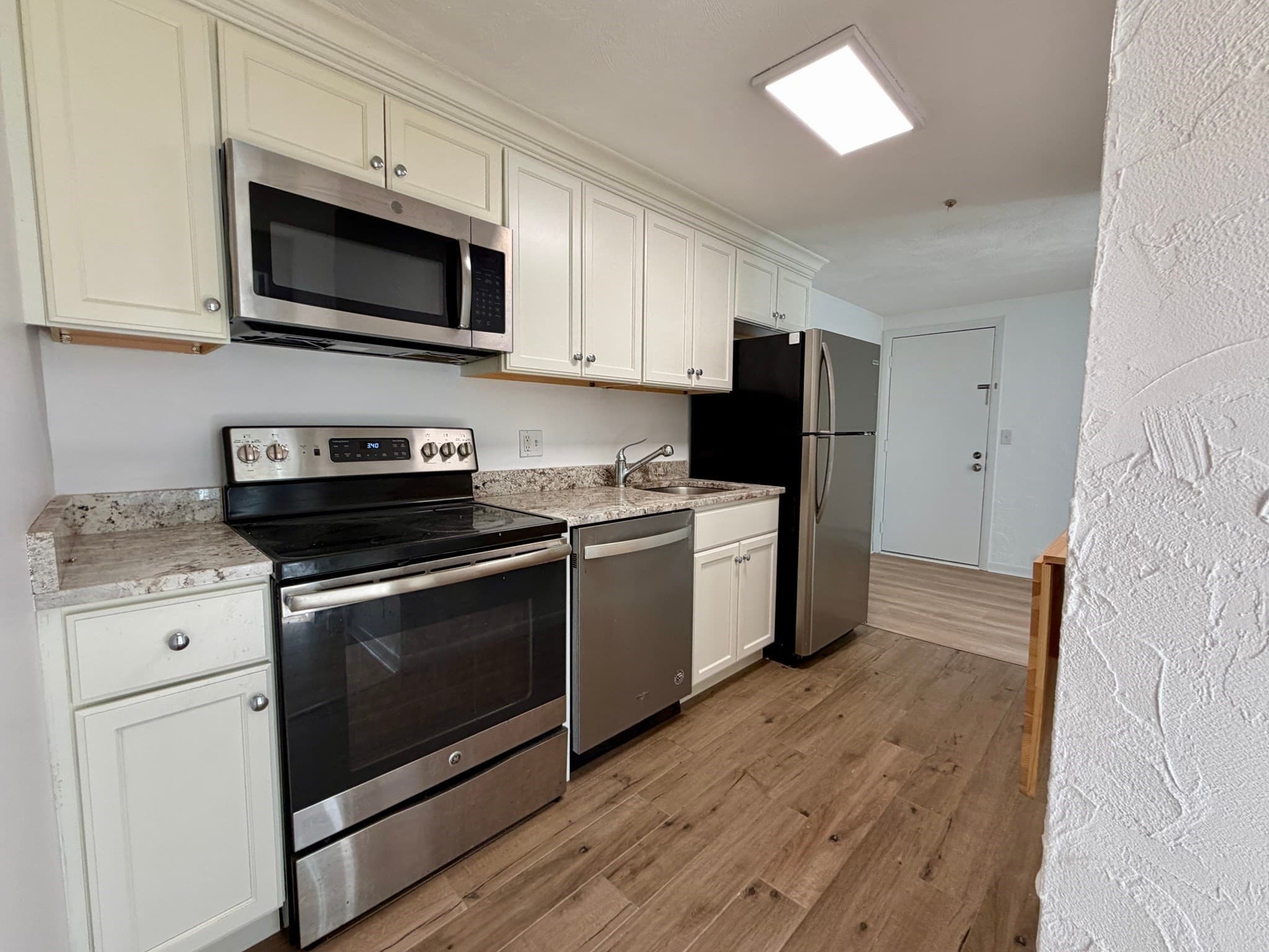 Condominium at 196 Swanson Rd # 509, Boxborough MA 01719, photo 11 of 18