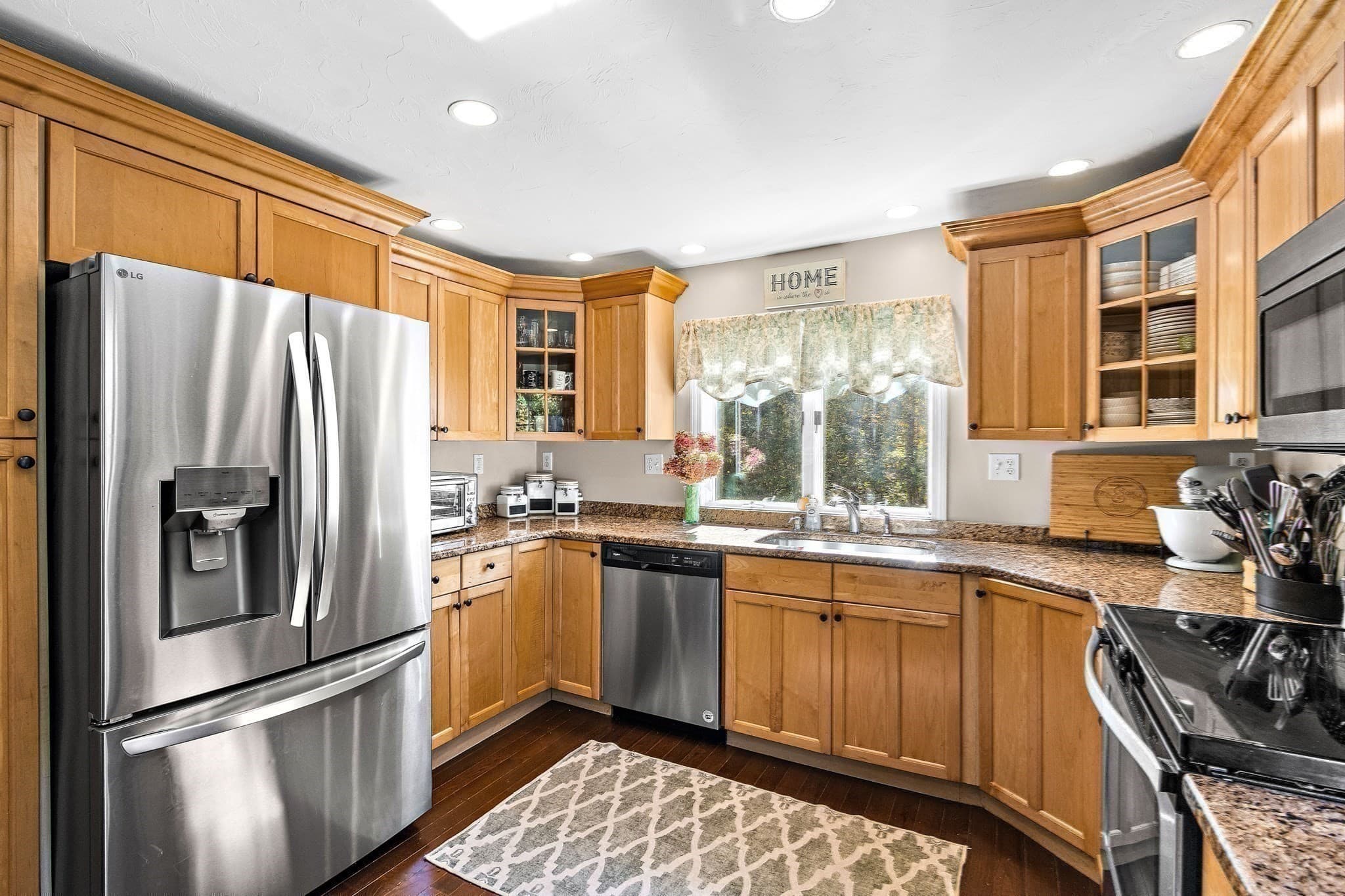 Single Family Residence at 1 Alder St, Medway MA 02053, photo 12 of 35