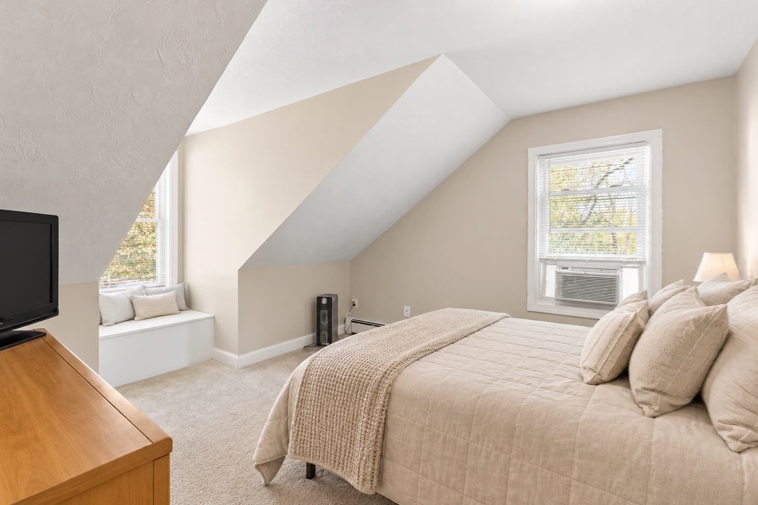 Single Family Residence at 1 Alder St, Medway MA 02053, photo 18 of 35