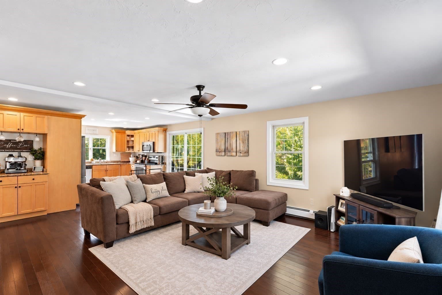 Single Family Residence at 1 Alder St, Medway MA 02053, photo 4 of 35