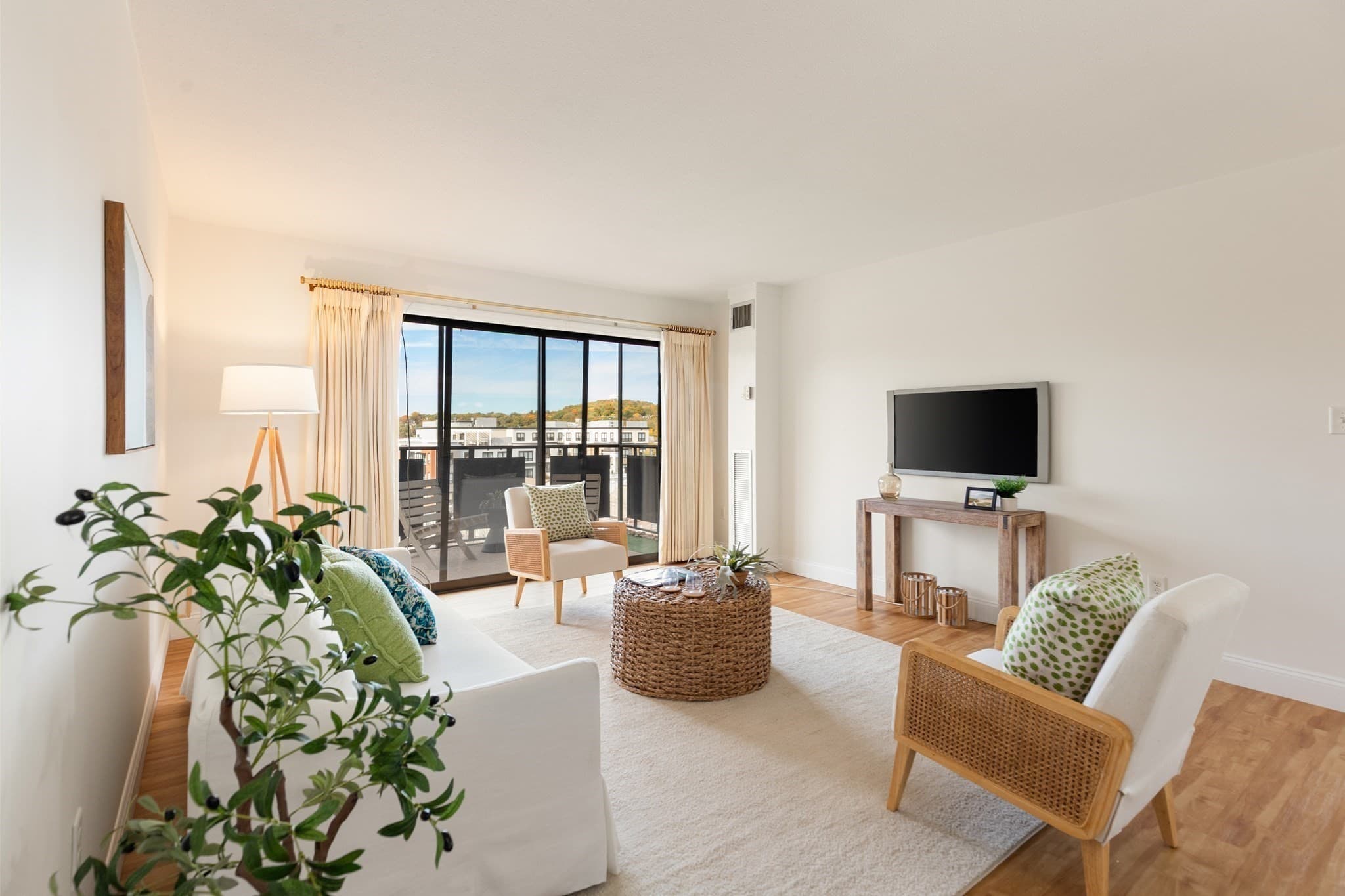 Condominium at 990 Massachusetts Ave # 73, Arlington MA 02476, photo 2 of 30