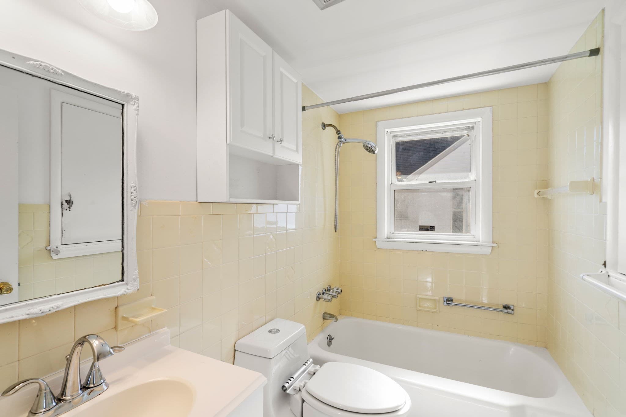 Single Family Residence at 58 Princeton Ave, Waltham MA 02451, photo 9 of 17