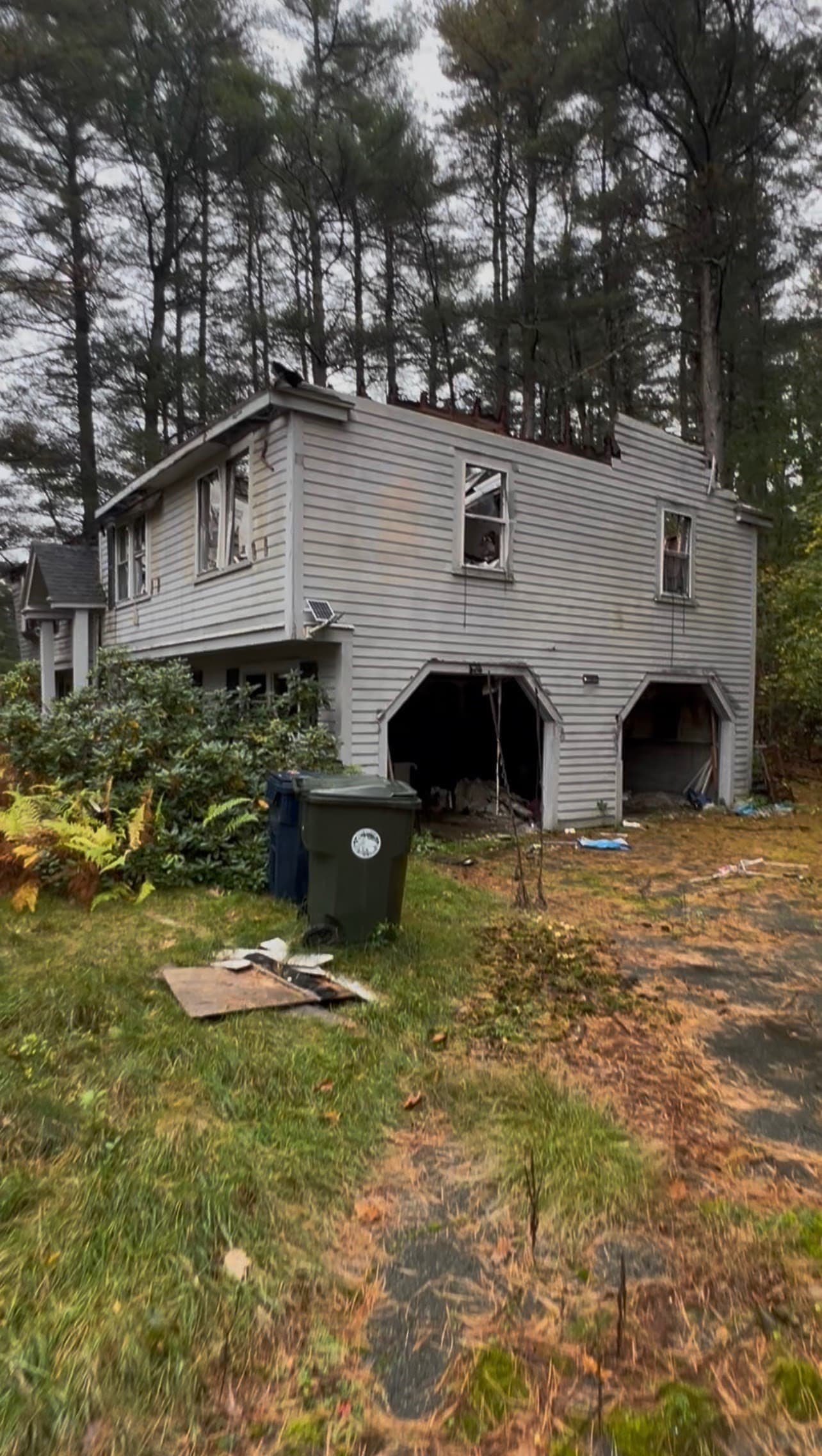 Residential at 11 Hanlon Dr, Marlborough MA 01752, photo 2 of 3