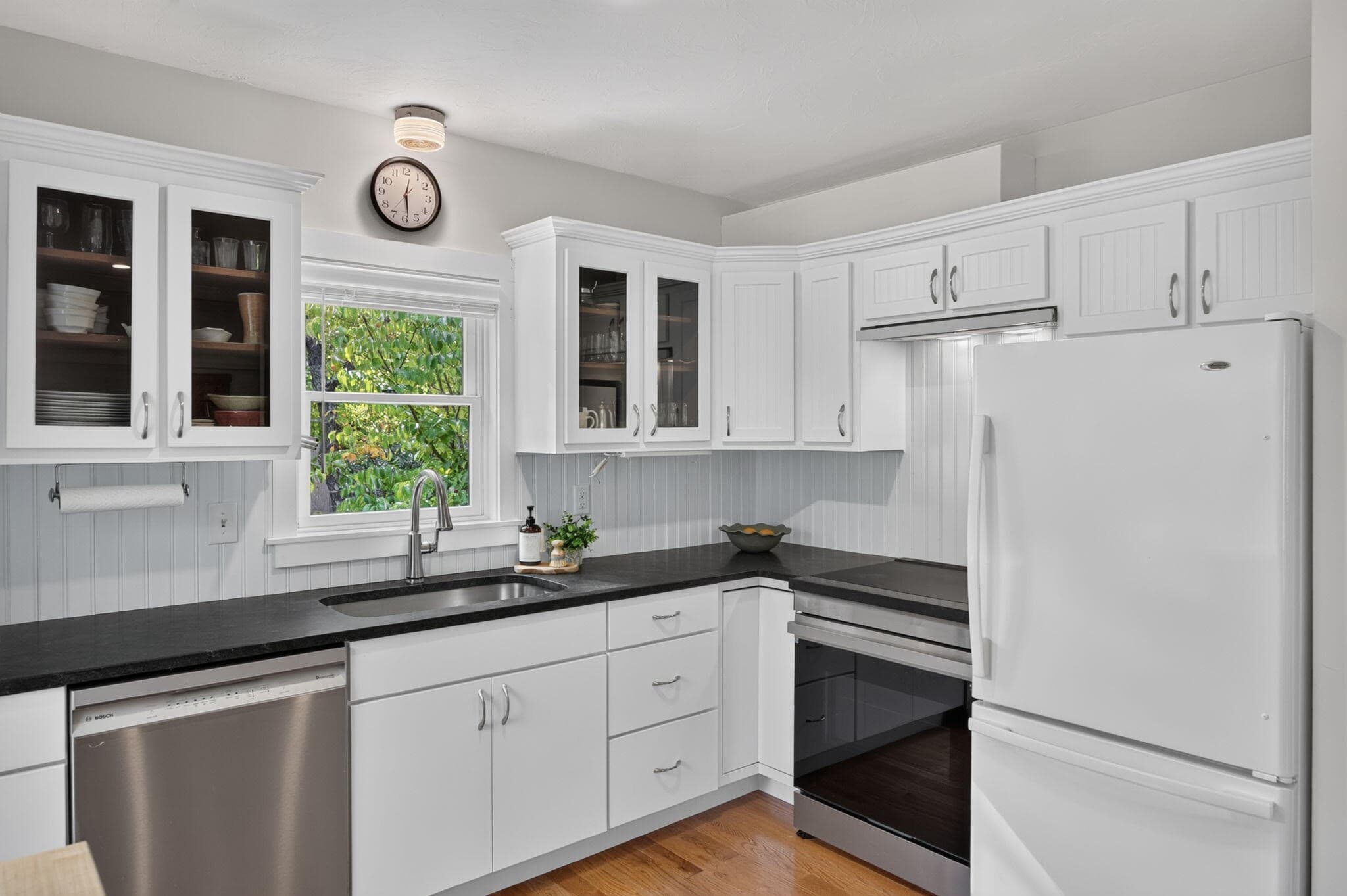 Single Family Residence at 235 Morton Rd, Chatham MA 02659, photo 13 of 36