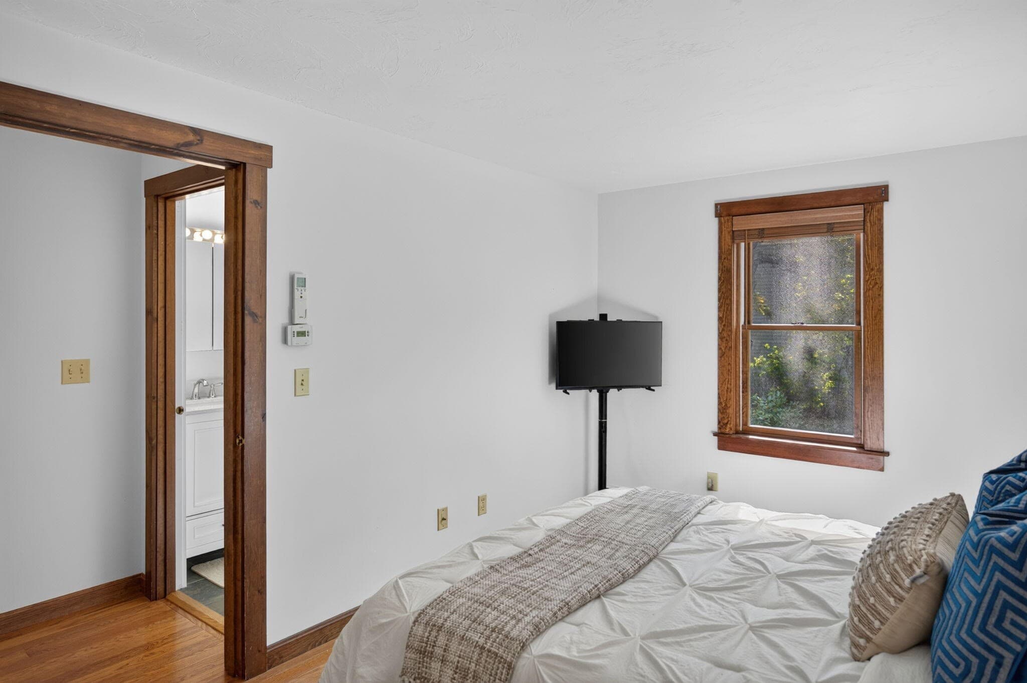 Single Family Residence at 235 Morton Rd, Chatham MA 02659, photo 18 of 36