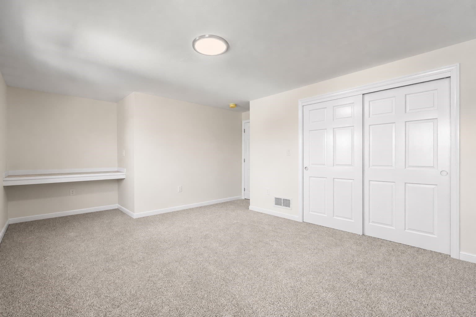 Condominium at 261 Broadway Rd # 26, Dracut MA 01826, photo 17 of 20