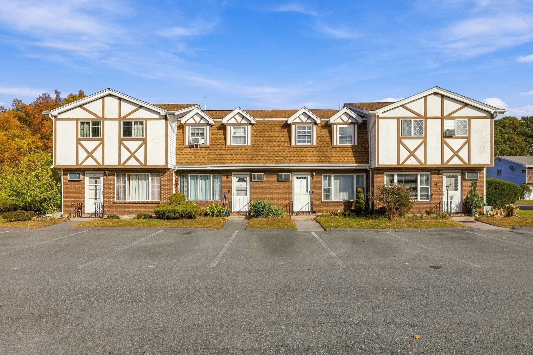 Condominium at 945 Riverside Dr # 4C, Methuen MA 01844, photo 3 of 39