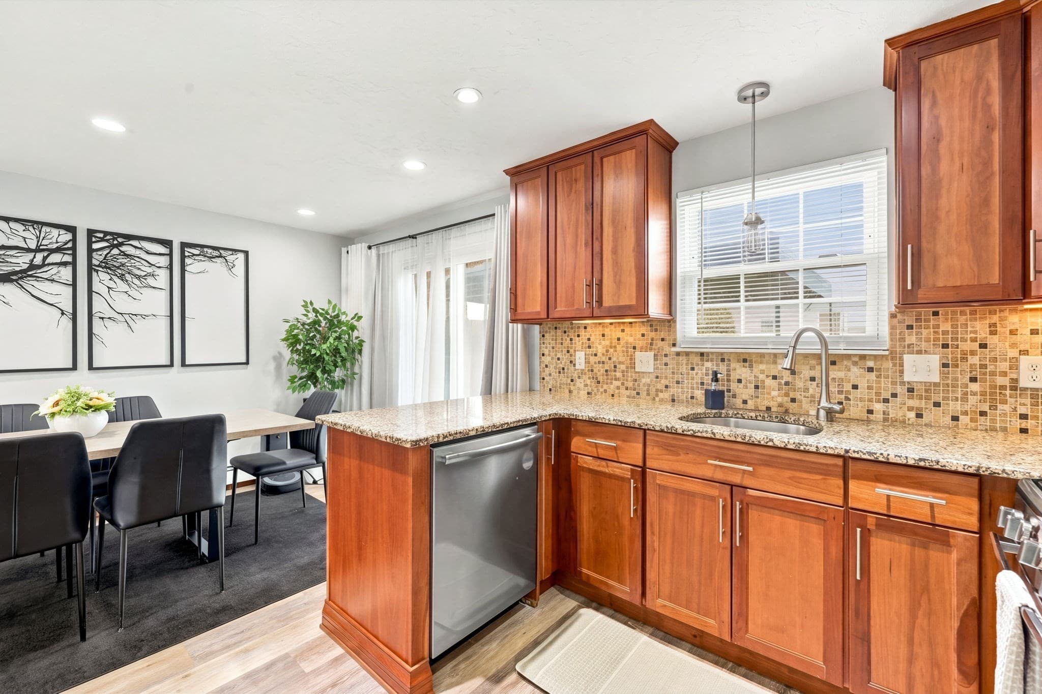 Condominium at 945 Riverside Dr # 4C, Methuen MA 01844, photo 11 of 39