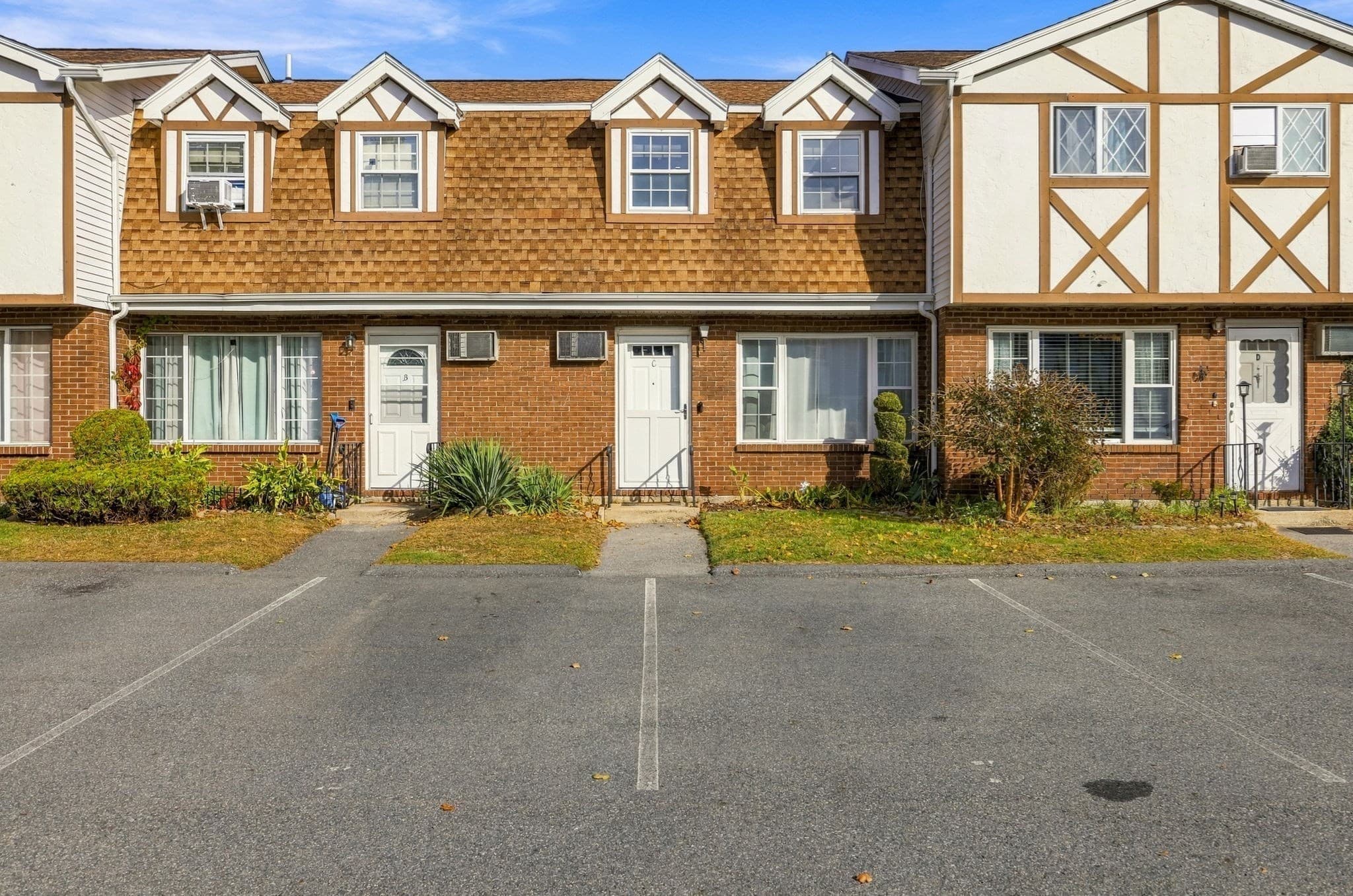 Condominium at 945 Riverside Dr # 4C, Methuen MA 01844, photo 31 of 39
