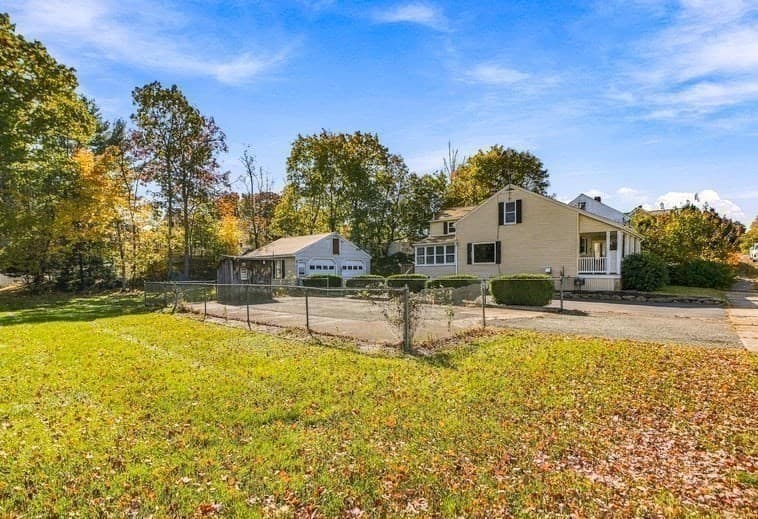 Single Family Residence at 23 Gertrude St, Uxbridge MA 01569, photo 32 of 38