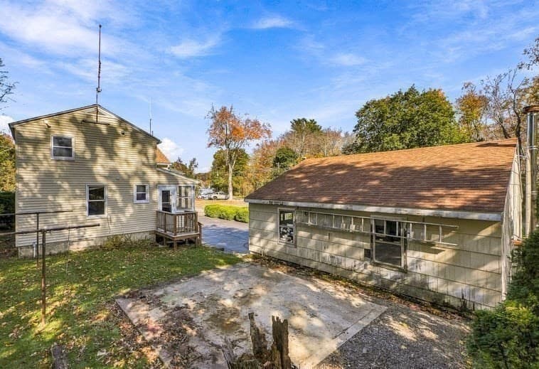 Single Family Residence at 23 Gertrude St, Uxbridge MA 01569, photo 28 of 38