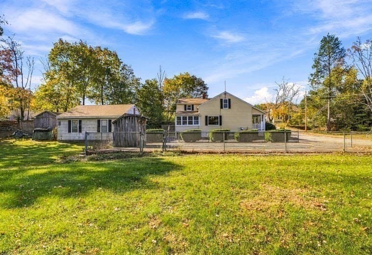 Single Family Residence at 23 Gertrude St, Uxbridge MA 01569, photo 34 of 38
