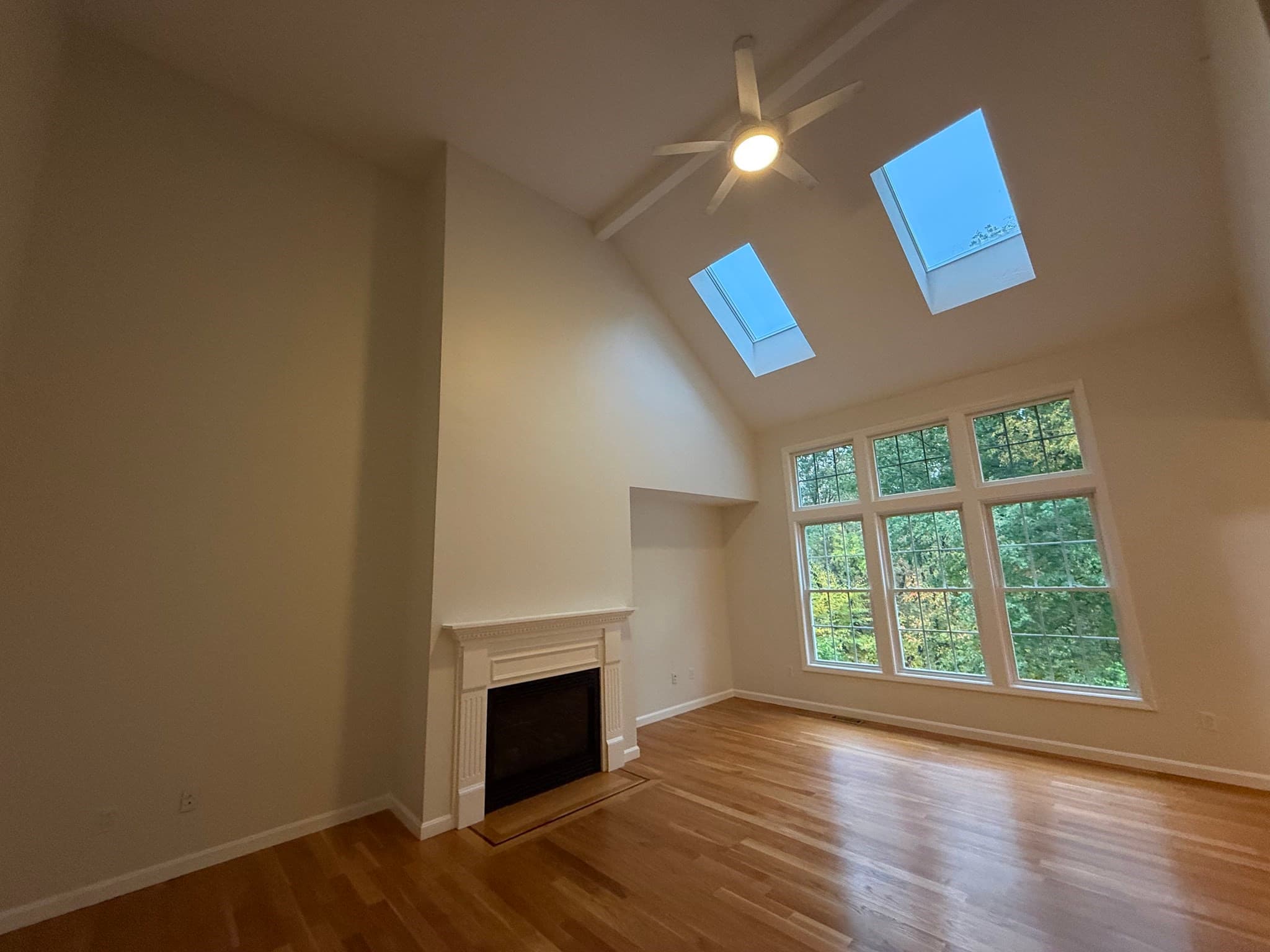 Condominium at 5 Gilmore Farm Rd # 5, Westborough MA 01581, photo 3 of 23