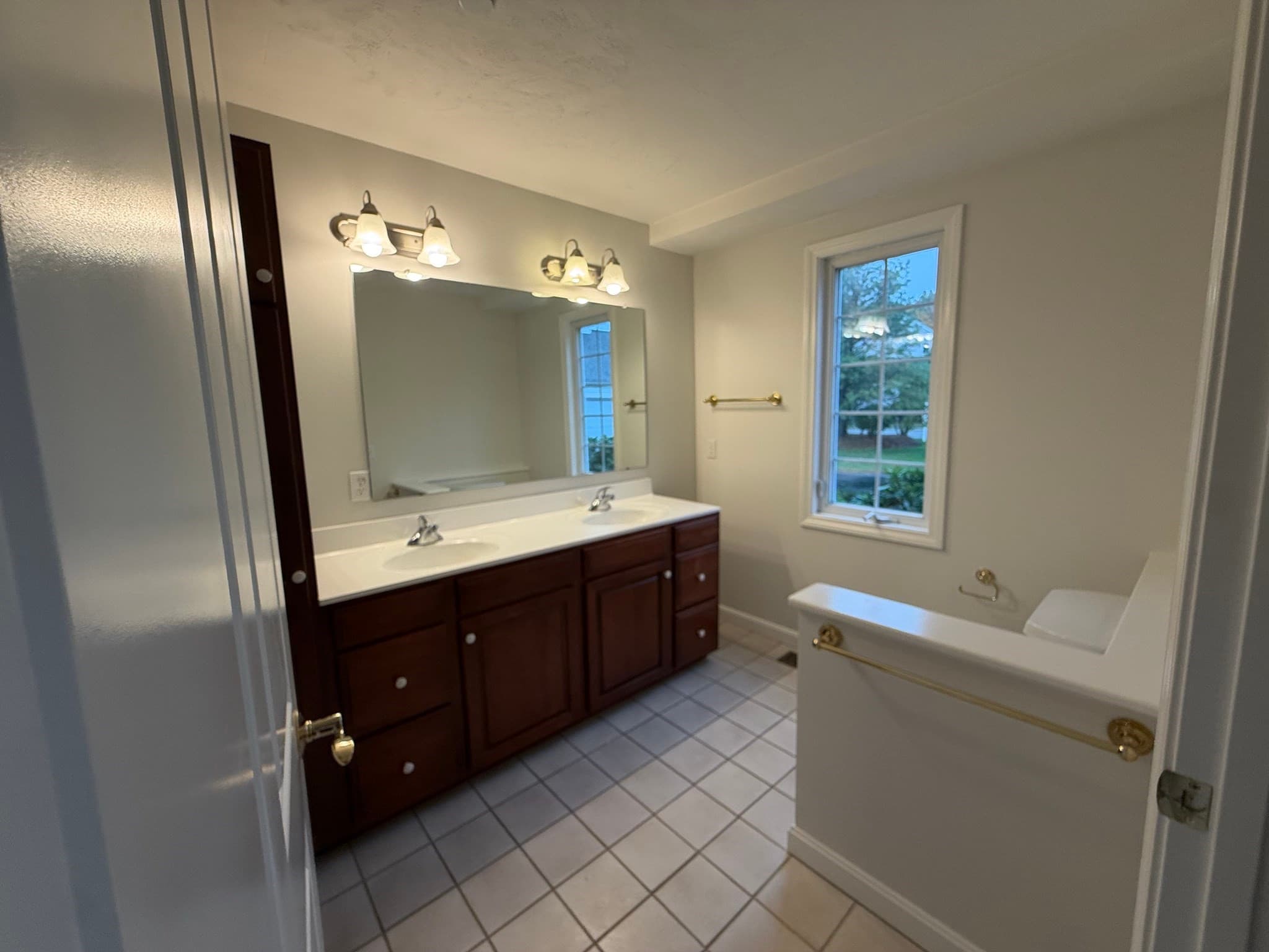 Condominium at 5 Gilmore Farm Rd # 5, Westborough MA 01581, photo 11 of 23