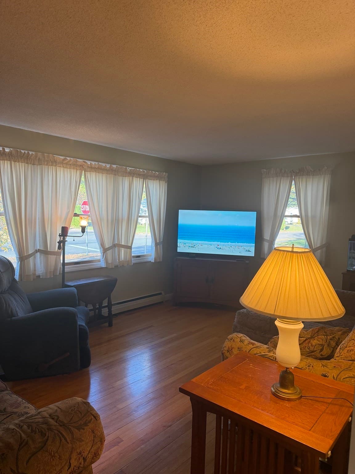 Single Family Residence at 25 Rabideau Drive, Easthampton MA 01027, photo 6 of 23