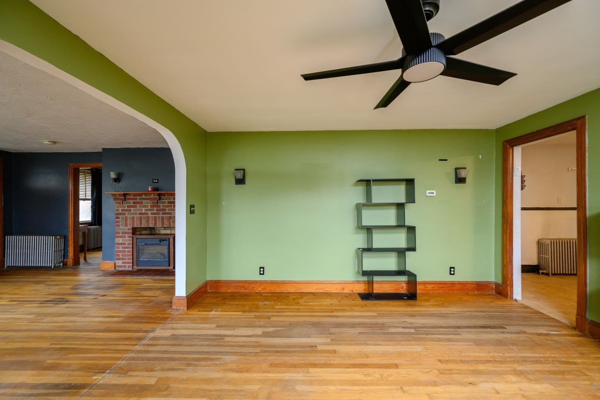 Single Family Residence at 627 Temple St, Whitman MA 02382, photo 12 of 26