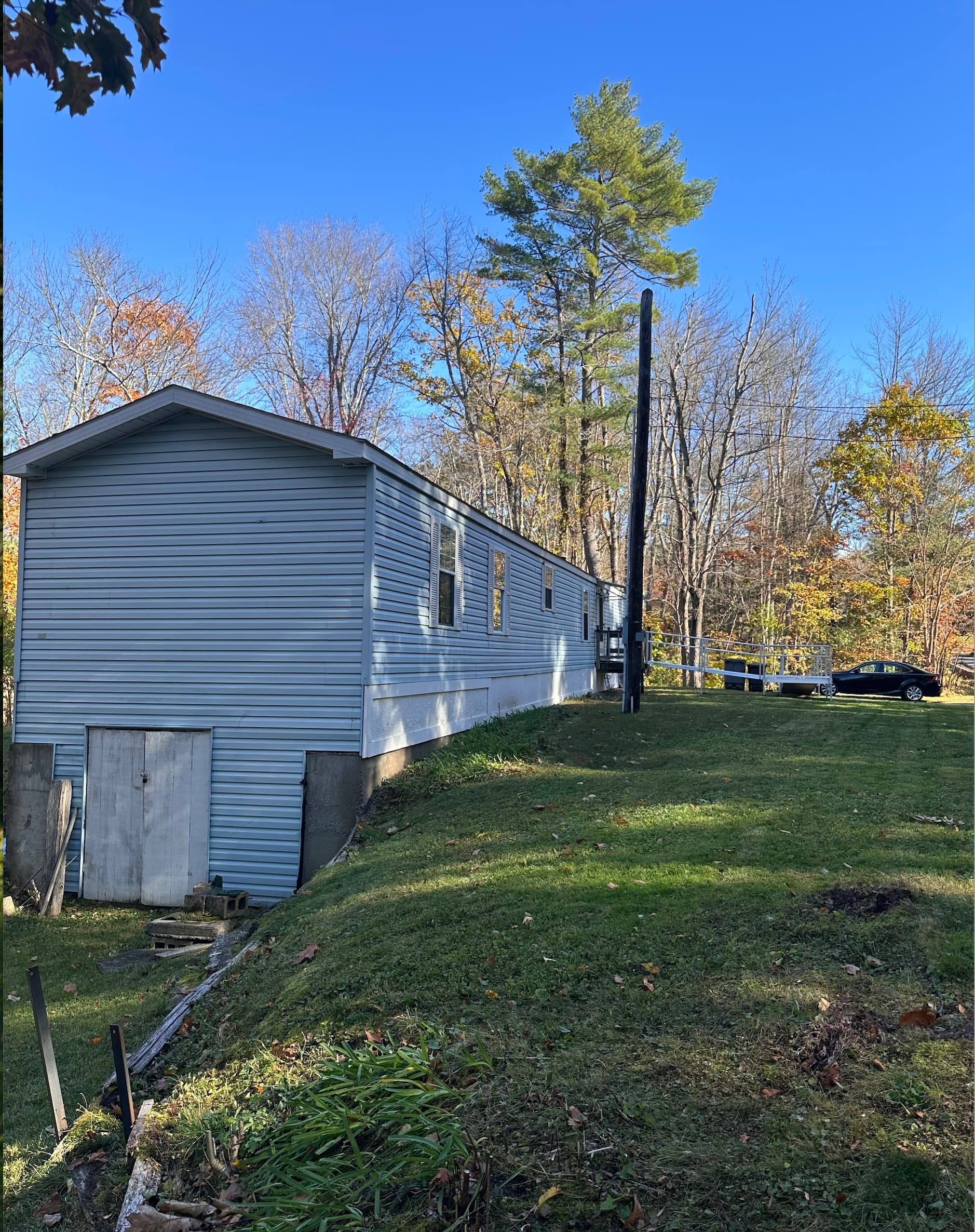 Mobile Home at 78 Whitney St, Gardner MA 01440, photo 15 of 15