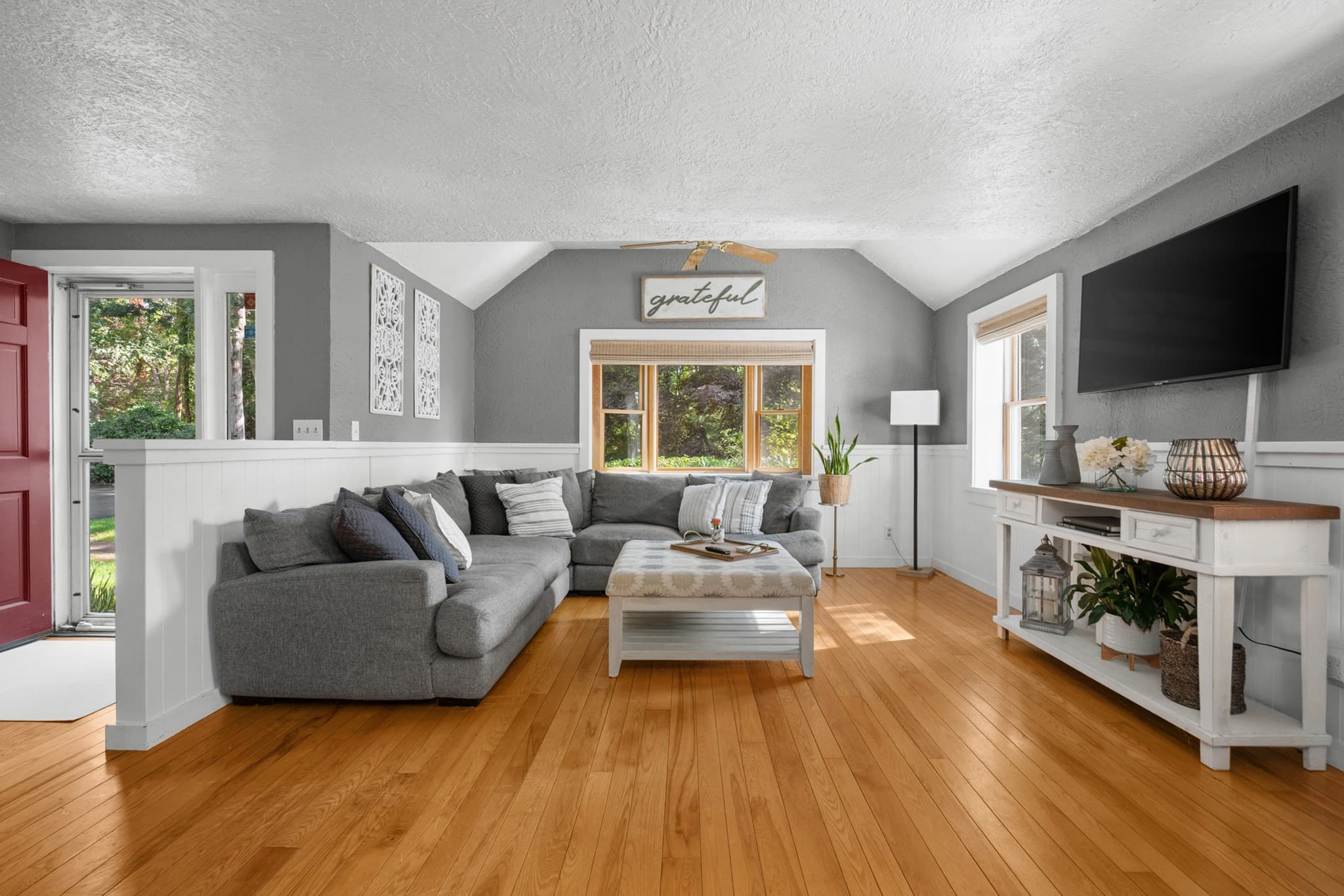 Single Family Residence at 893 Osterville West Barnstable, Barnstable MA 02648, photo 2 of 39