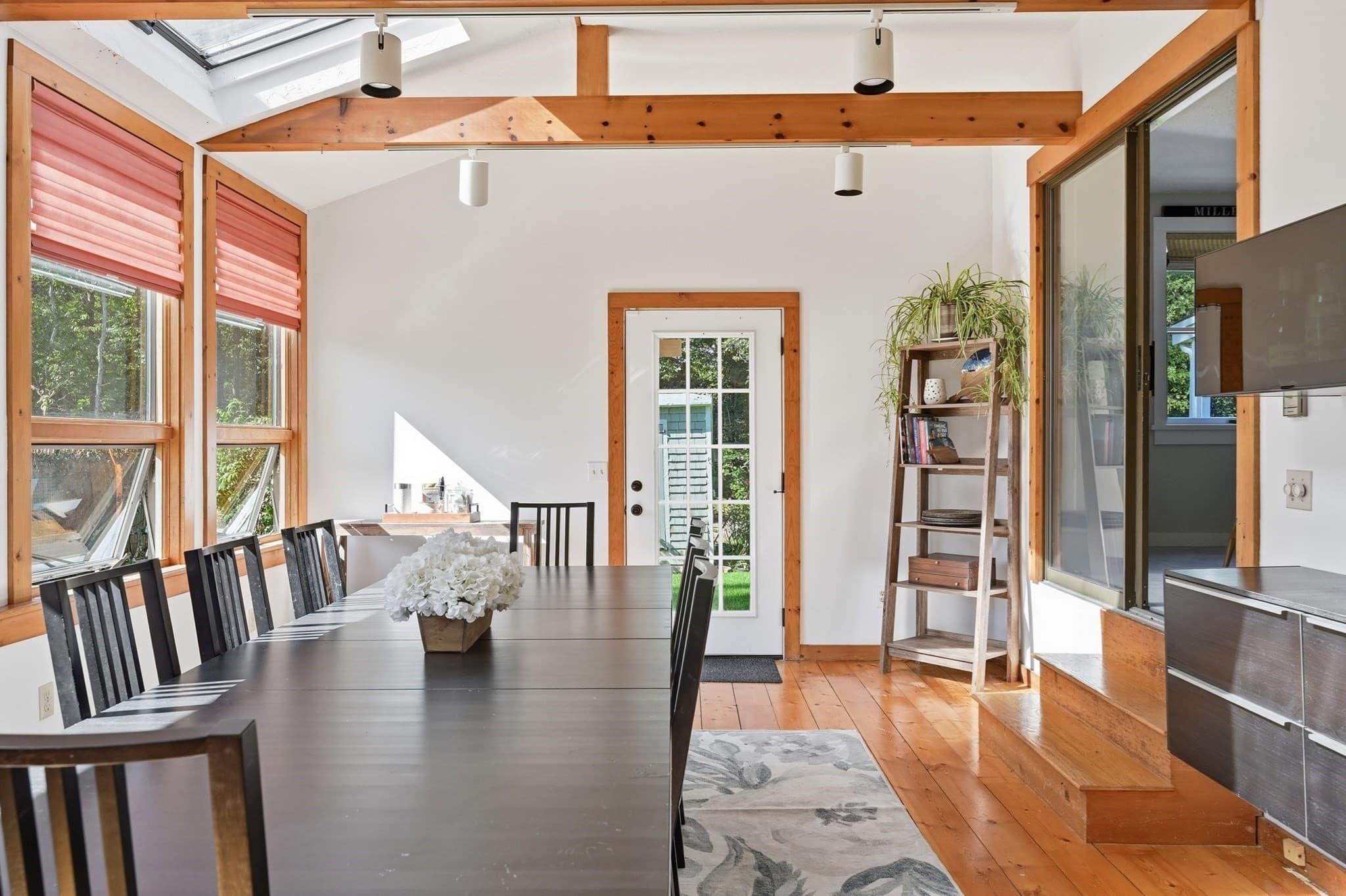 Single Family Residence at 893 Osterville West Barnstable, Barnstable MA 02648, photo 13 of 39