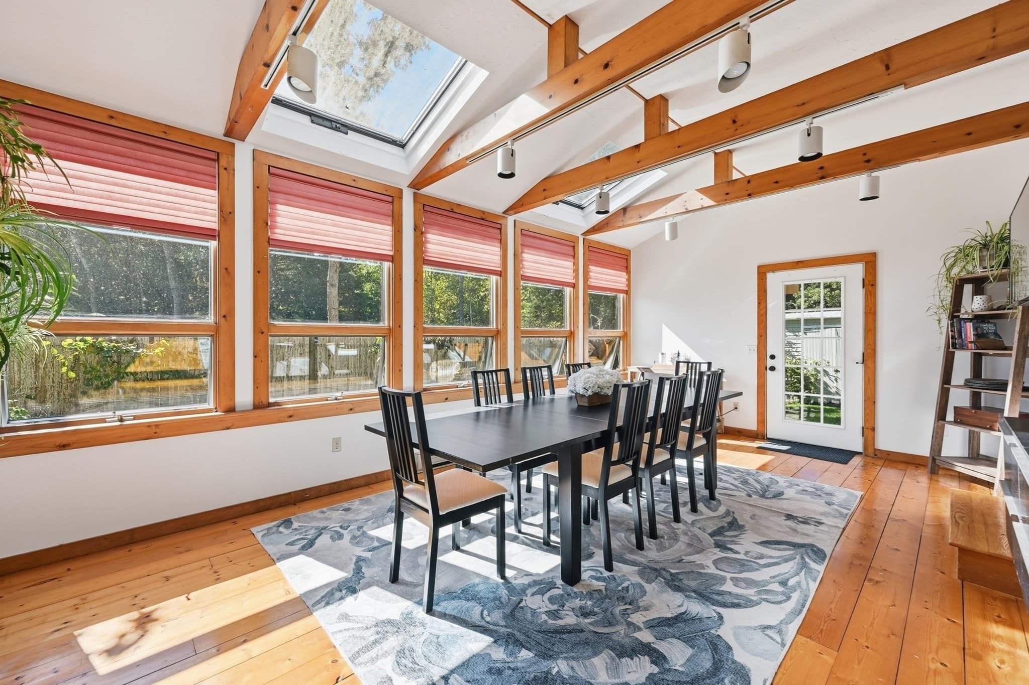 Single Family Residence at 893 Osterville West Barnstable, Barnstable MA 02648, photo 12 of 39