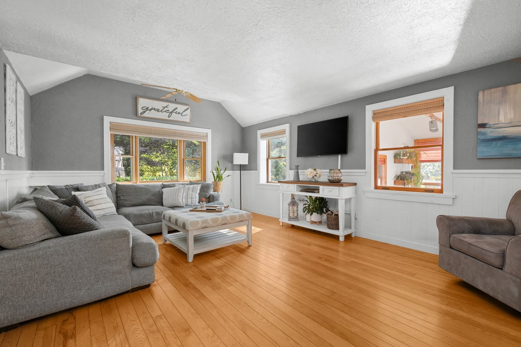 Single Family Residence at 893 Osterville West Barnstable, Barnstable MA 02648, photo 3 of 39