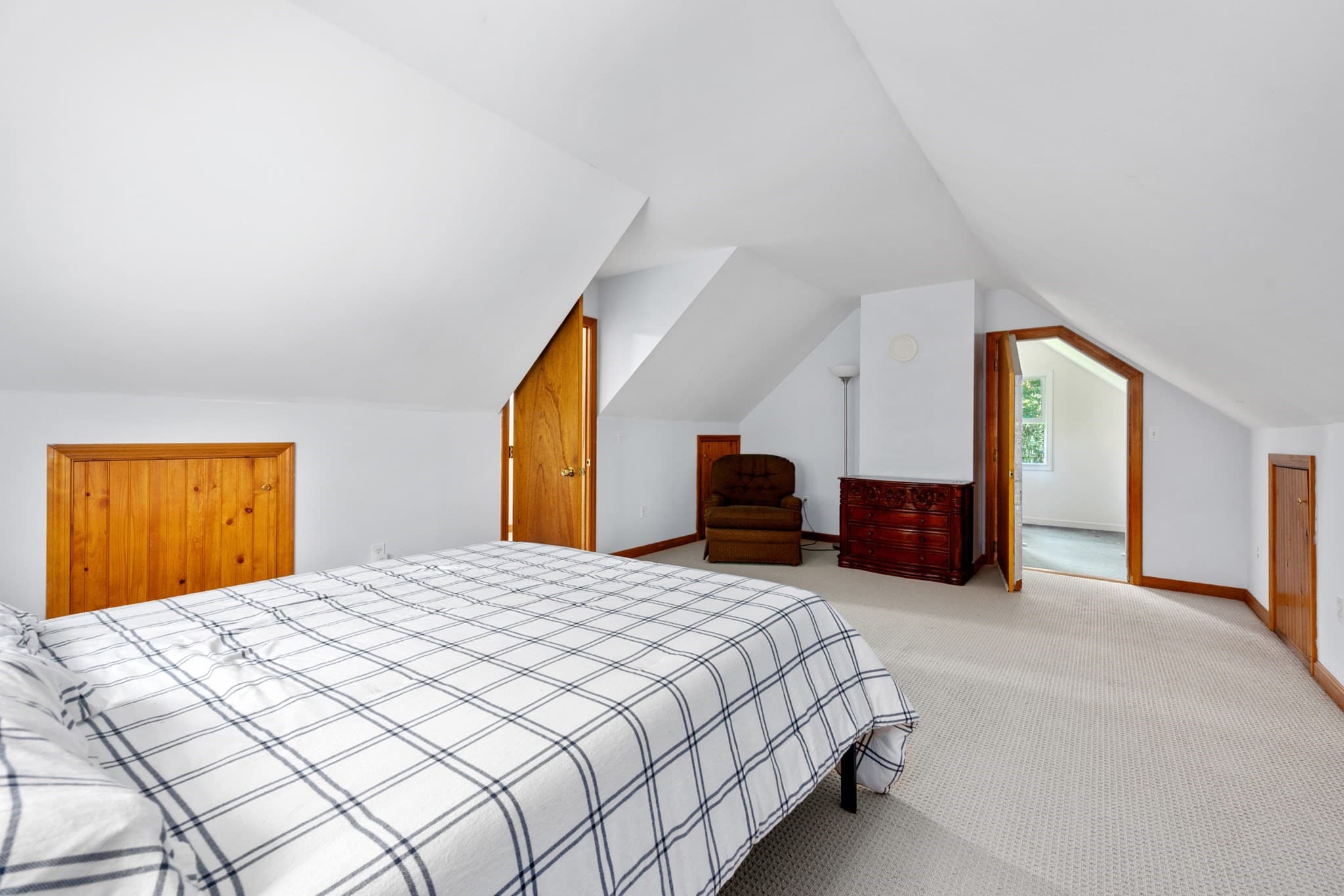Single Family Residence at 893 Osterville West Barnstable, Barnstable MA 02648, photo 30 of 39